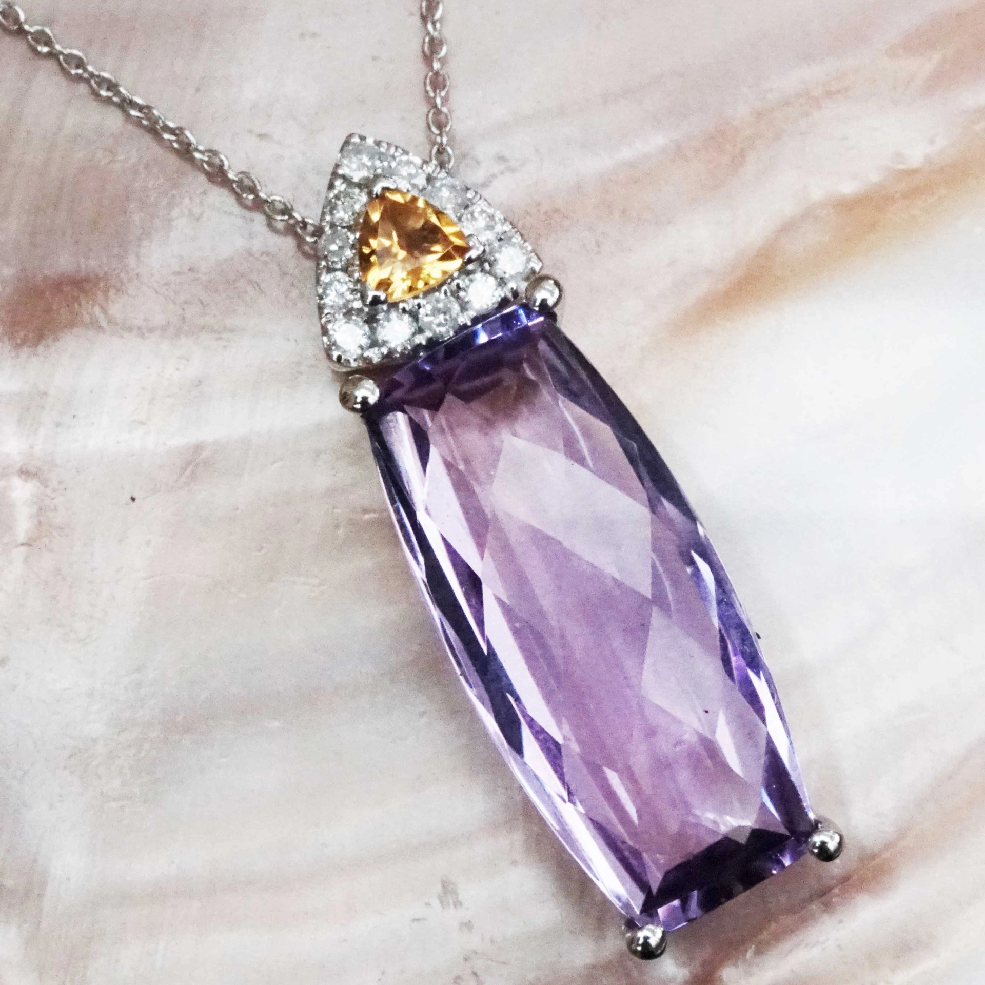 Amethyst Citrin Brillant Anhänger mit Kette 10 ct 0.10 ct 0.15 ct 750er Weissgold ....sanfte Anmut
