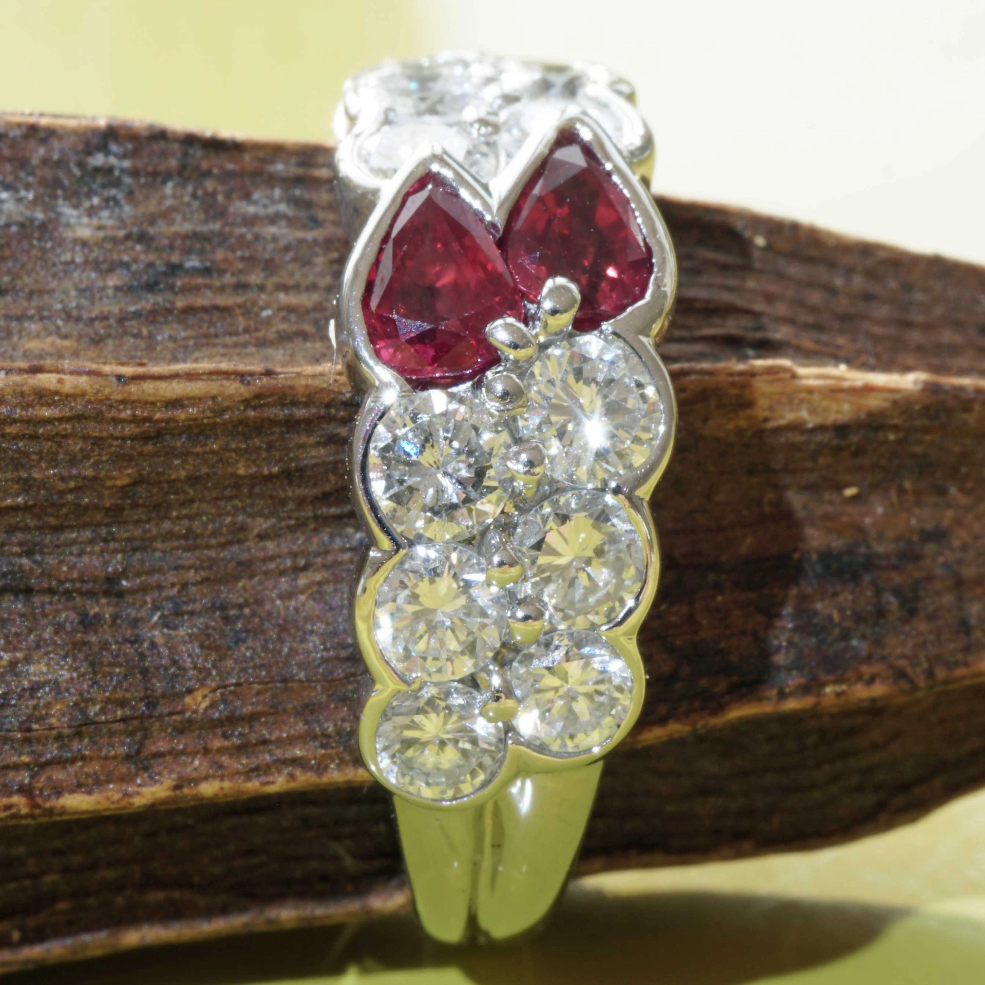 Rubin Brillant Ring 900er Platin 0.72 ct 1.13 ct .....da lächelt einem eine tolle Qualität entgegen