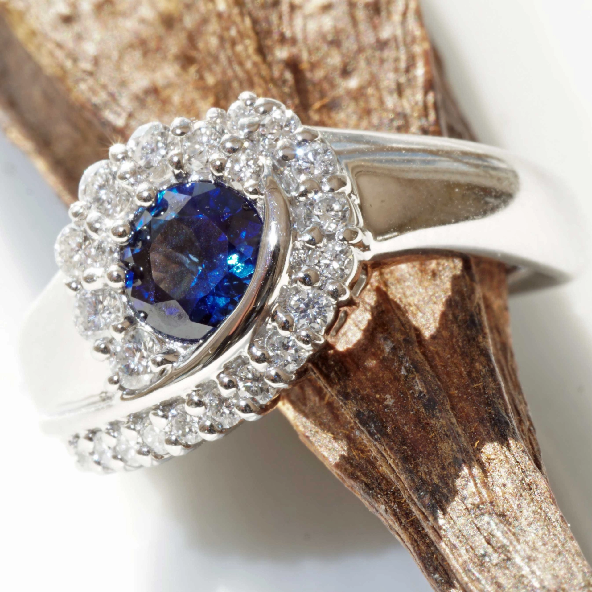 Saphir Brillant Ring 900er Platin 0.62  ct 0.345 ct .....feinster Saphir und Brillanten in Platin