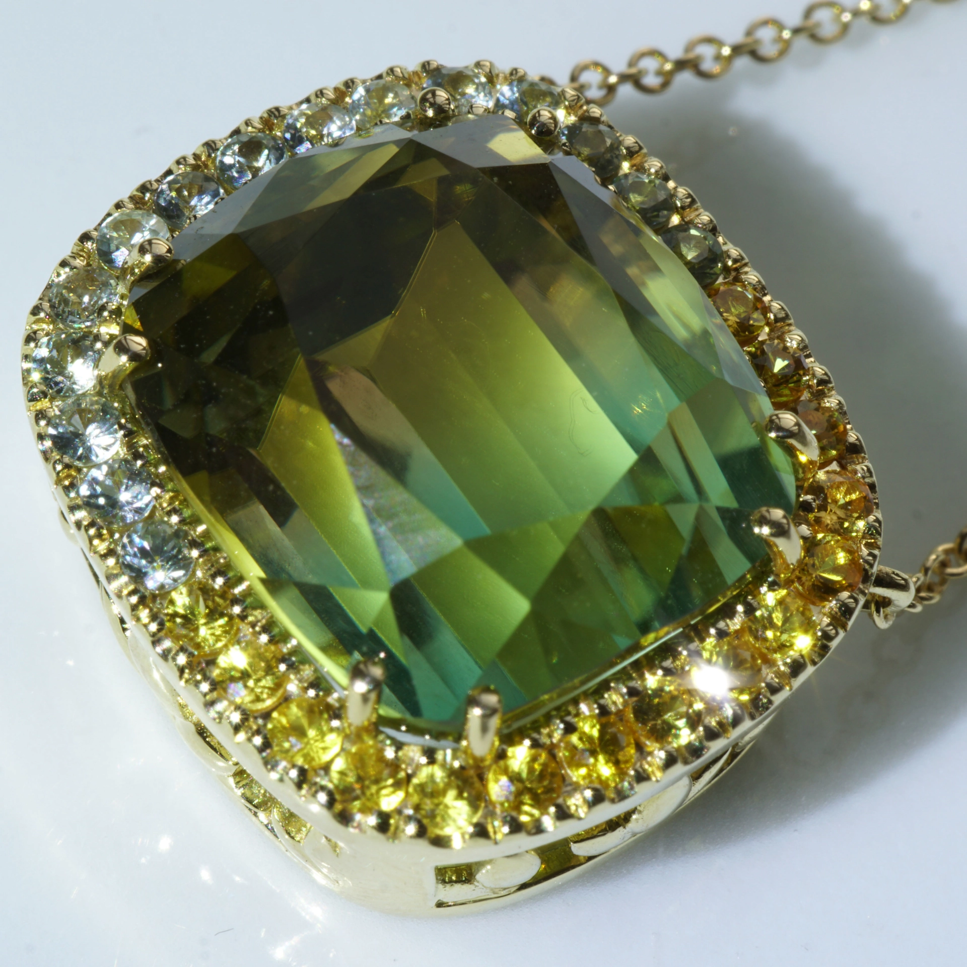 Turmalin Collier 750er Gelbgold 17 ct bicolor AAA+ Afrika grün-gelb....Himmelsfarben