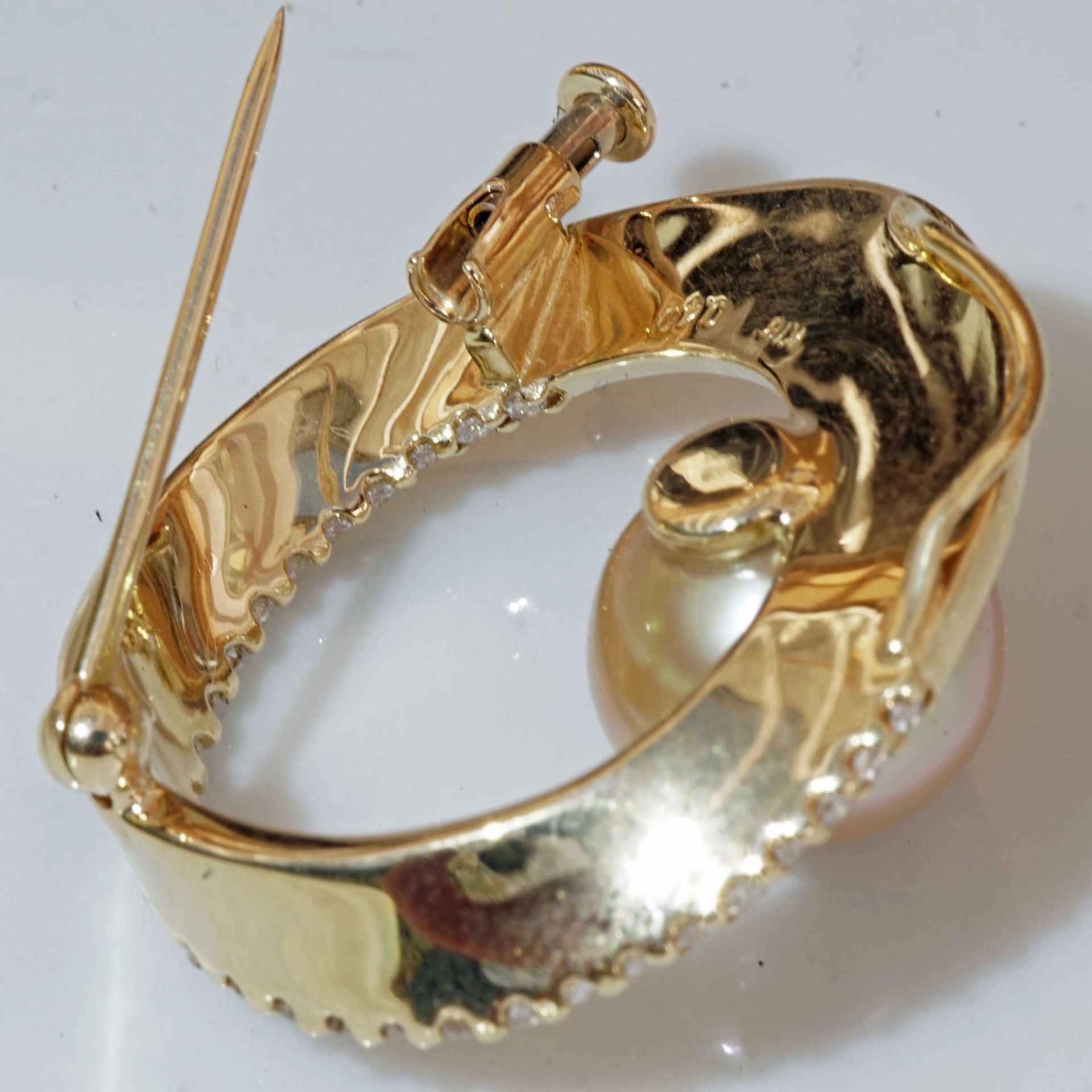 Südsee Zuchtperl Brillant Brosche 750er Gelbgold 0.40 ct lupenrein 10,9 mm D. AAA+ Top