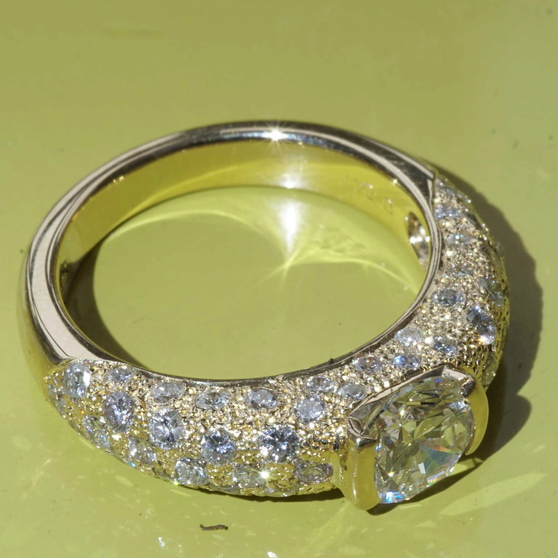 Solitär Brillant Ring 0.847 ct 0.334 ct 750er Gelbgold Handarbeit...schöne zeitlose Fassung..ein Hig