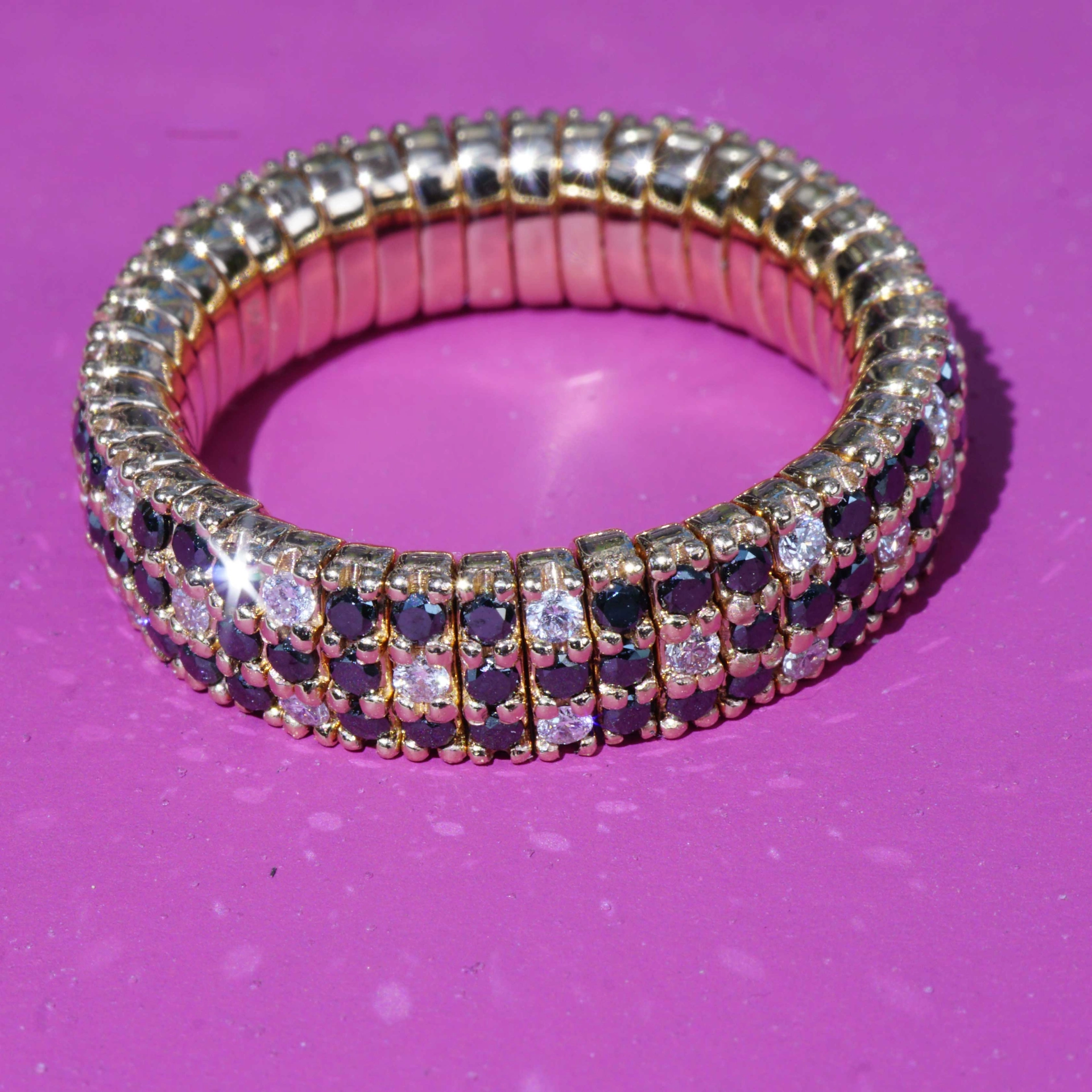 Brillant Ring dreireihig Magic flexibel schwarz weiss 0.90 ct 0.40 ct TW SI Silhouette Schmuck