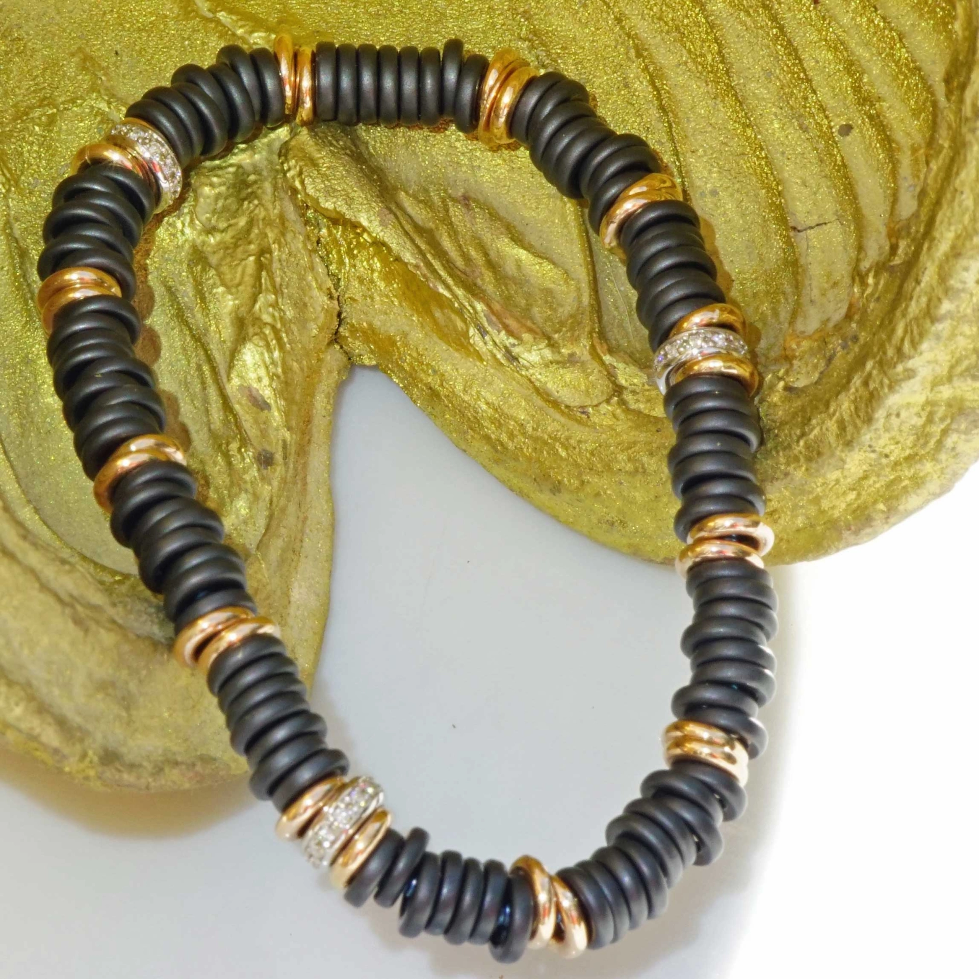 Brillant Armband LOOP Keramik schwarz matt 0.234 ct 585 Rosegold von Silhouette Schmuck Bentner