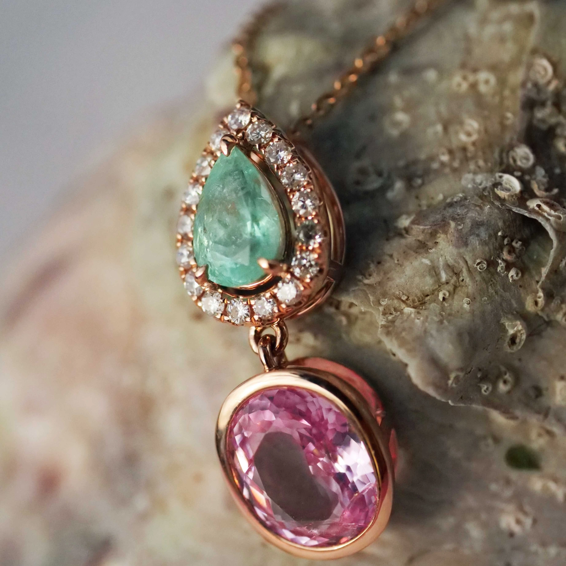 Paraiba Turmalin Spinell Brillant Anhänger 750er Rosegold Traumfarben Kombination Pink Blau-Grün