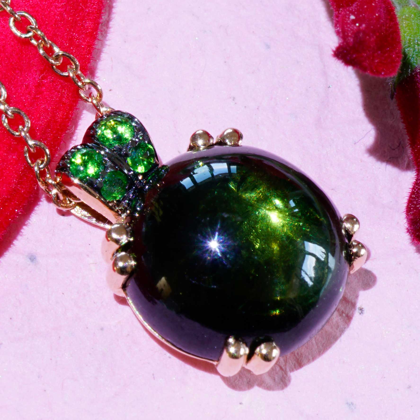 Turmalin Tsavorit Anhänger mit Kette 750er Rosegold...Bubbles..runde Edelstein Cabochons zum Verlieben