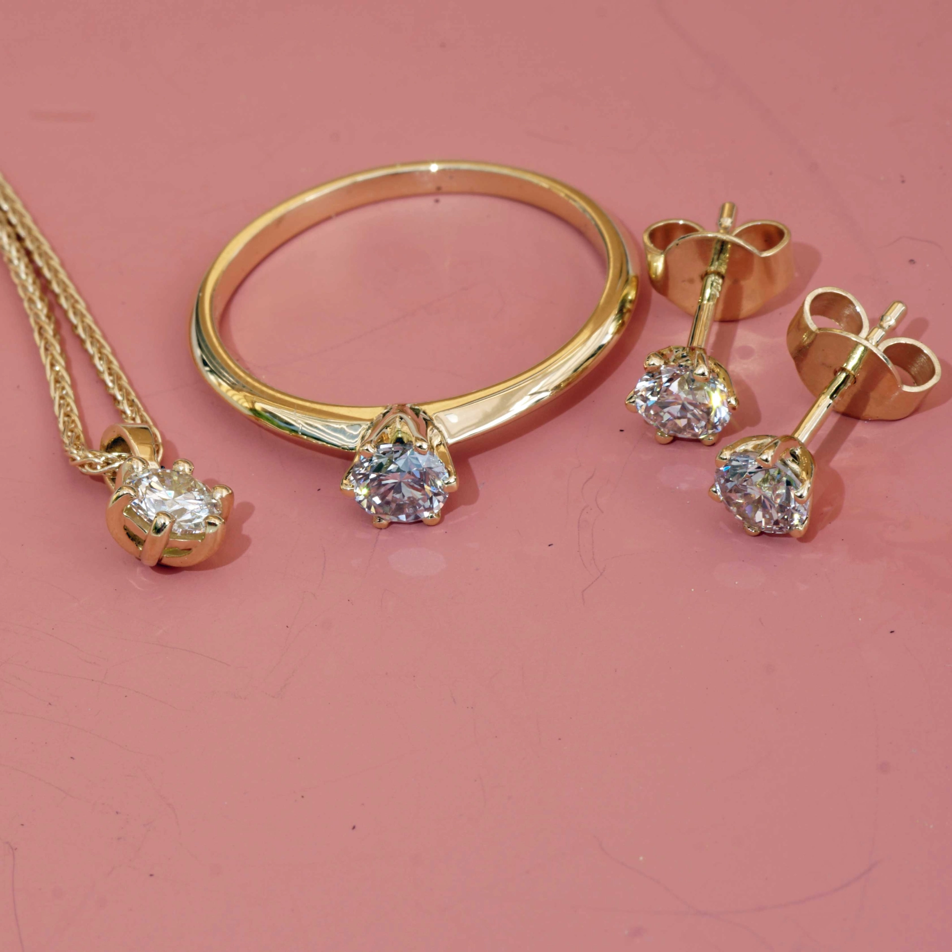 Brillant Ring Anhänger Ohrstecker 750er Gelbgold Set 1.20 ct Getönt VS Silhouette Schmuck