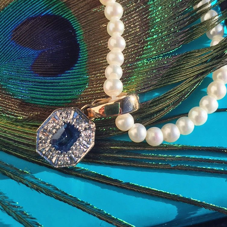 Saphir-Diamant-Anhänger/Clip, 375er Gelbgold/rhodiniert