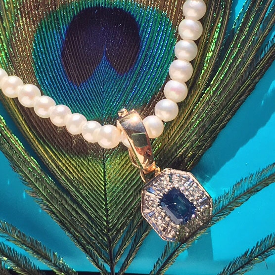 Saphir-Diamant-Anhänger/Clip, 375er Gelbgold/rhodiniert