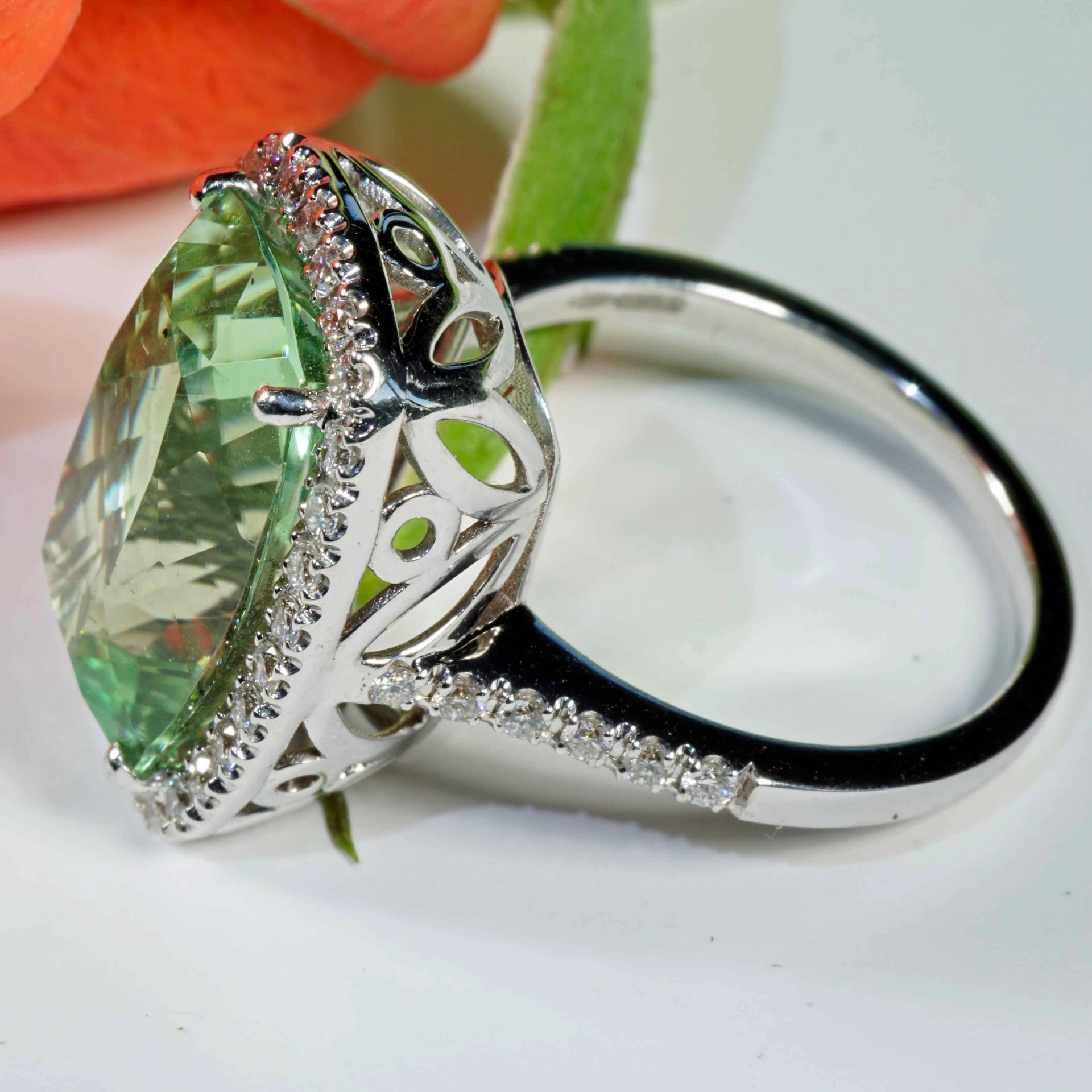 Mint Turmalin Brillant Ring 750er Weissgold 12.61 ct  0.46...groß und Seafoam ist der Farbhit