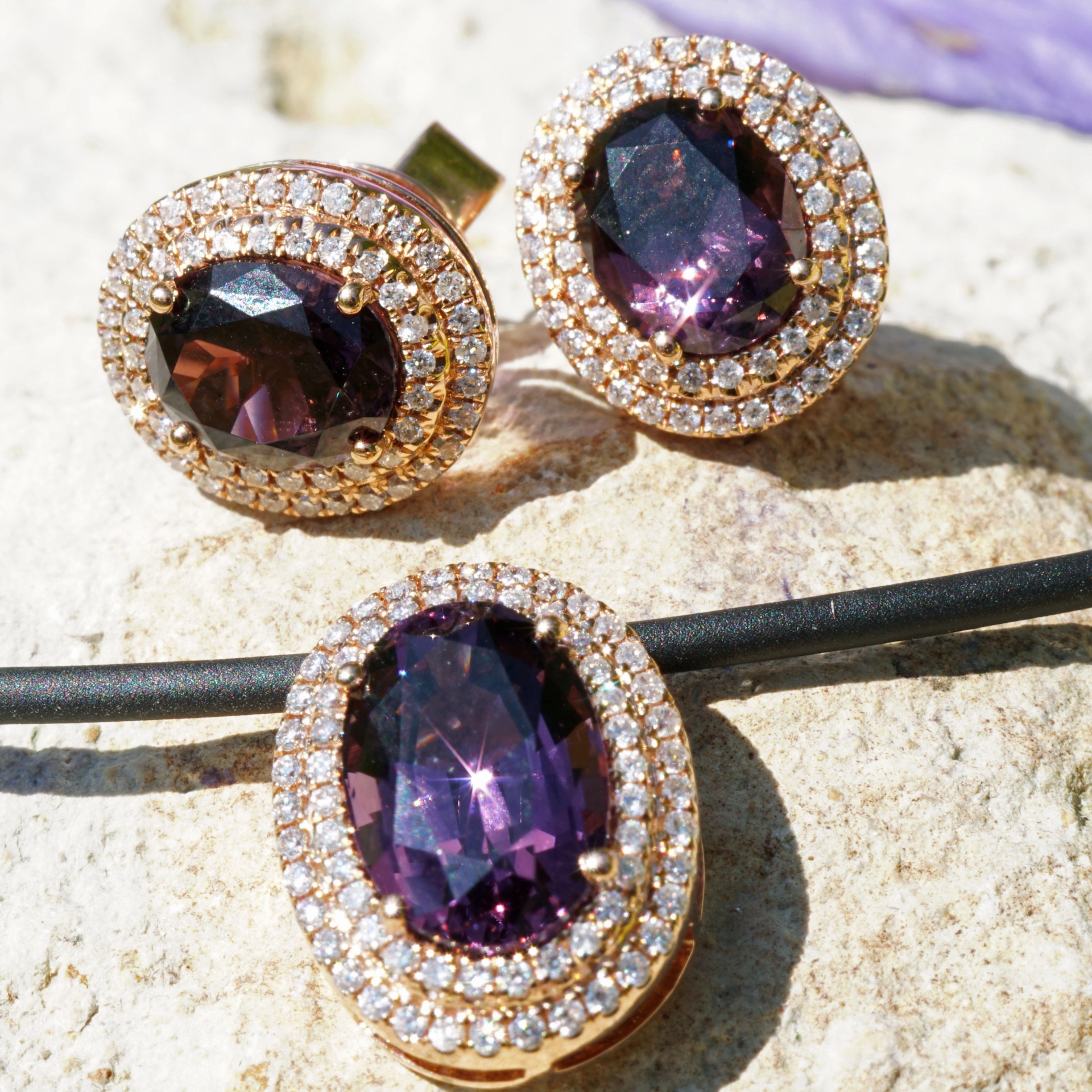 Spinell Brillant Anhänger 2.57 ct 0.19 ct violett Mine Tansania unbehandelt TOPQUALITÄT 750er Rosego