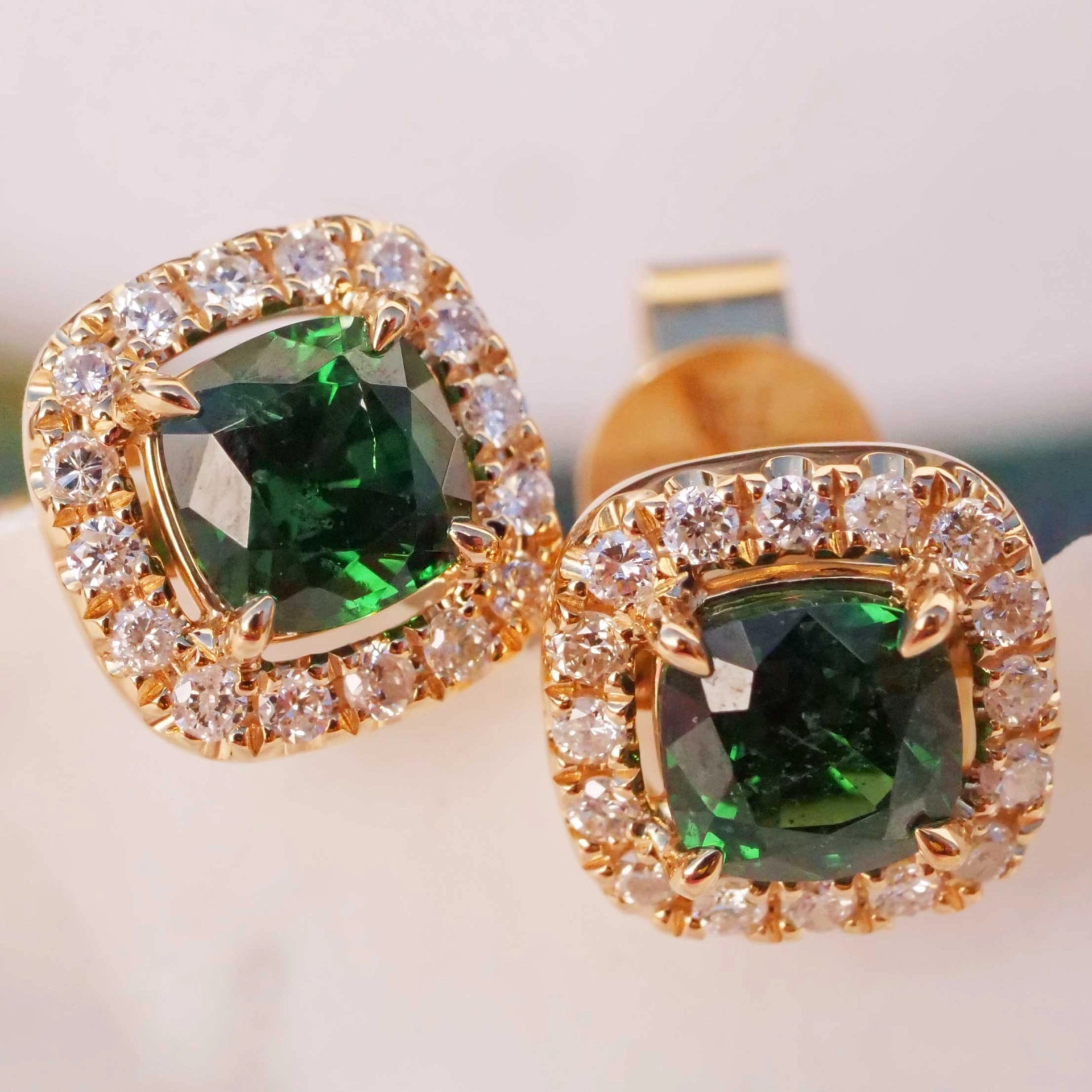 Tsavorith Brillant Ohrstecker 750er Gelbgold 1.42 ct 0.25 ct ...mit der gewaltigen Leuchtkraft