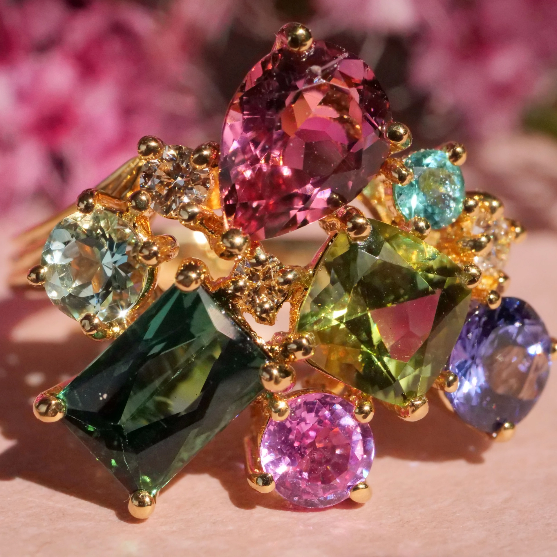 Edelstein Brillant Ring 750er Gelbgold...ein Potpourrie an berauschenden Farben