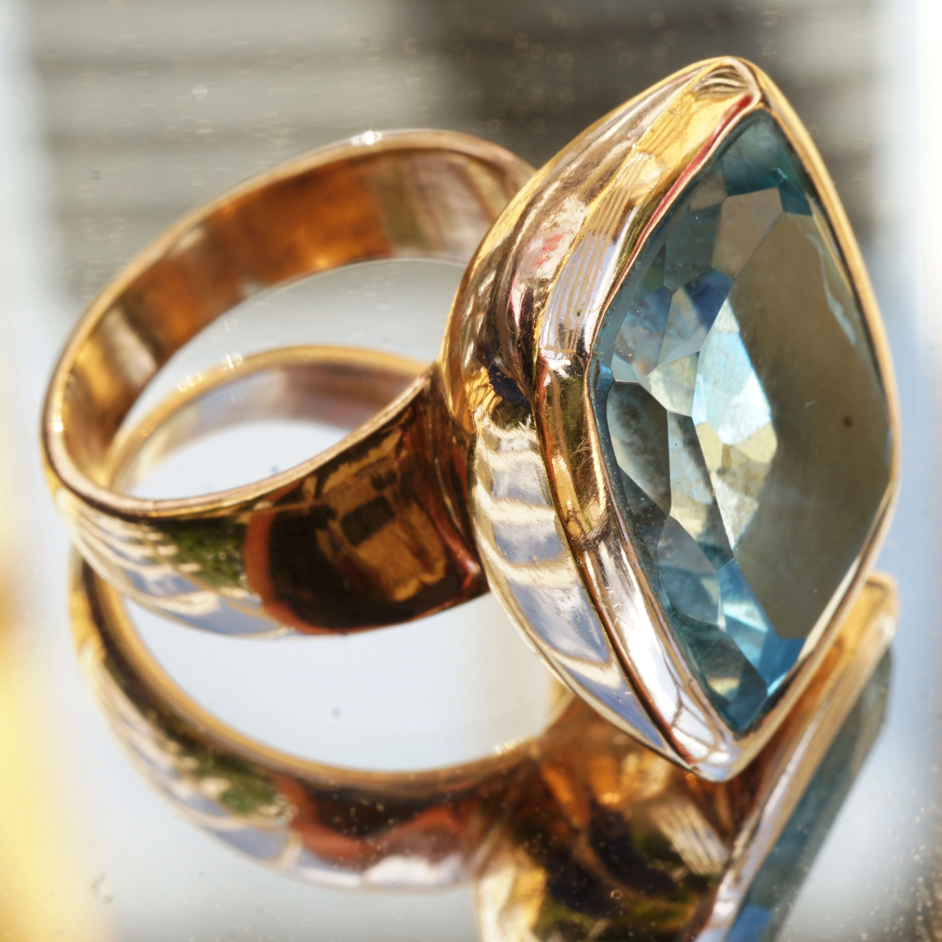 Blautopas Ring rosevergoldet 925er Silber XL Ring im moderen Stil 29 ct