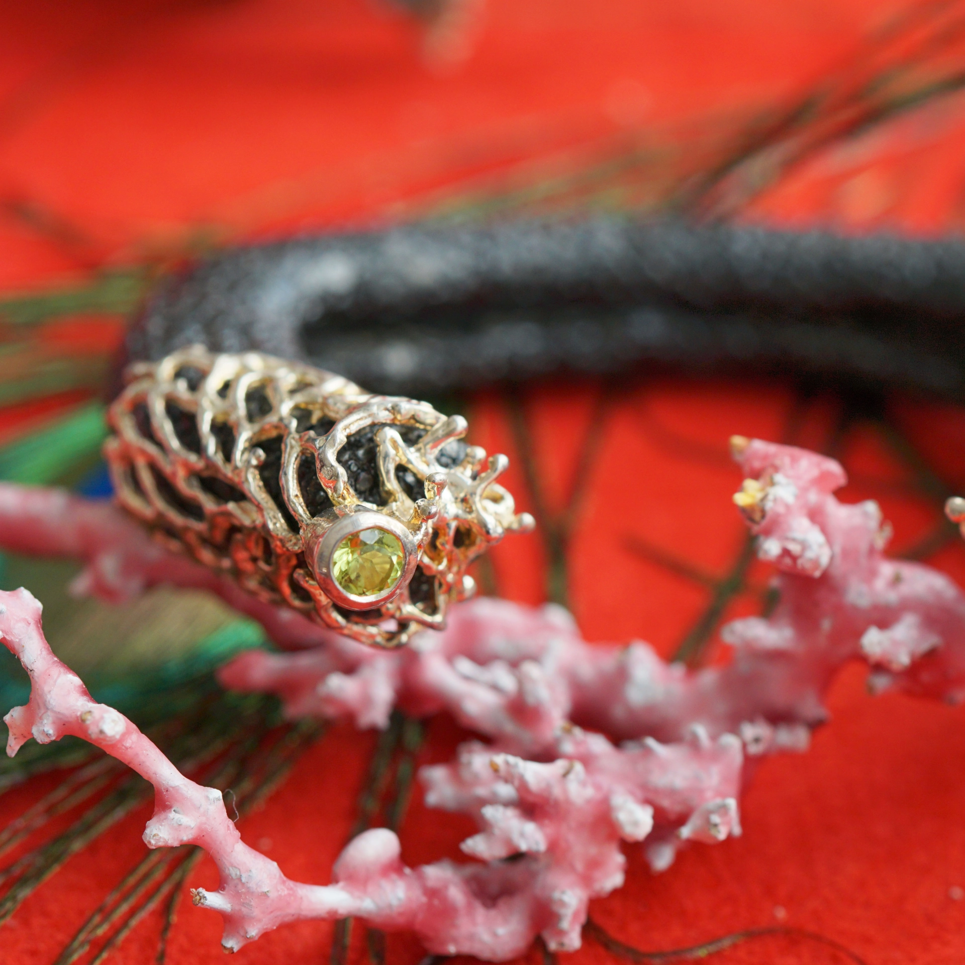 Designer ROCHENLEDER Armreif Silber Peridot