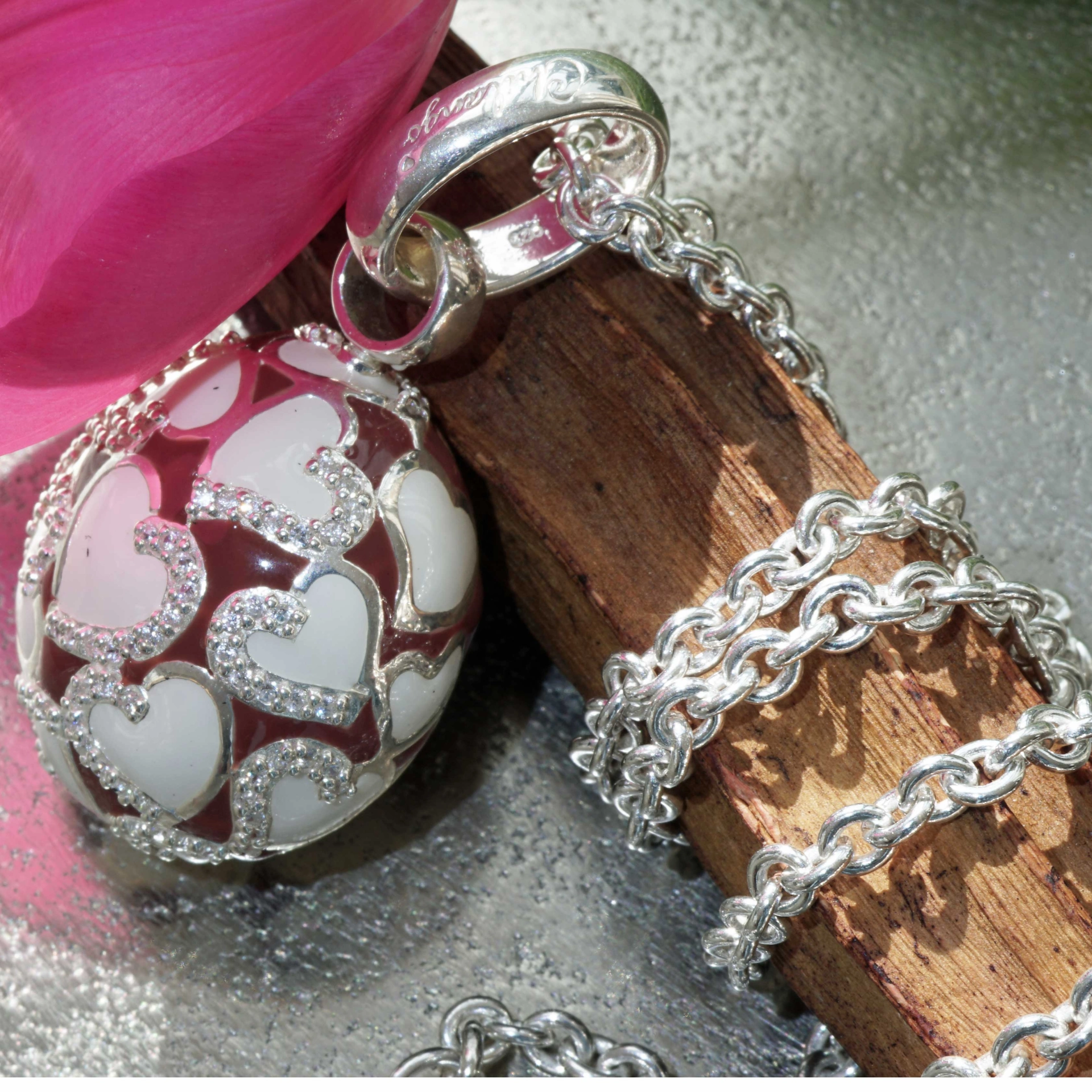 Original Chilango Anhänger im Stil Faberge Emaille Heart rot-braun 925er Silber mit Steinbesatz