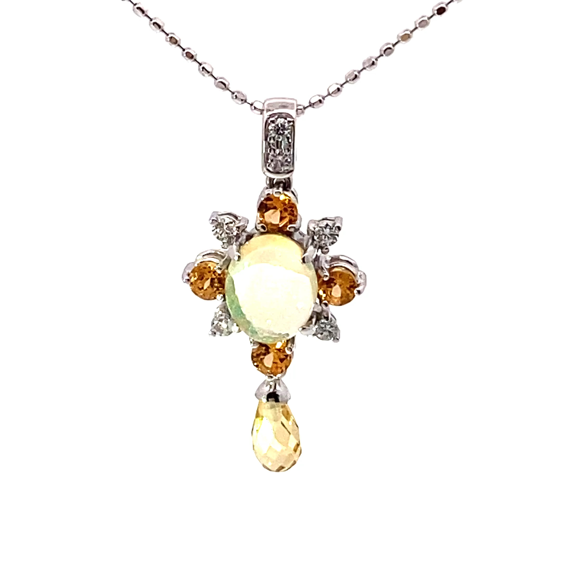 Entzückender Voll Opal Mandarin Granat Anhänger mit Brillanten 0.67 0.07 ct  mit Kette 750er Weissgold 