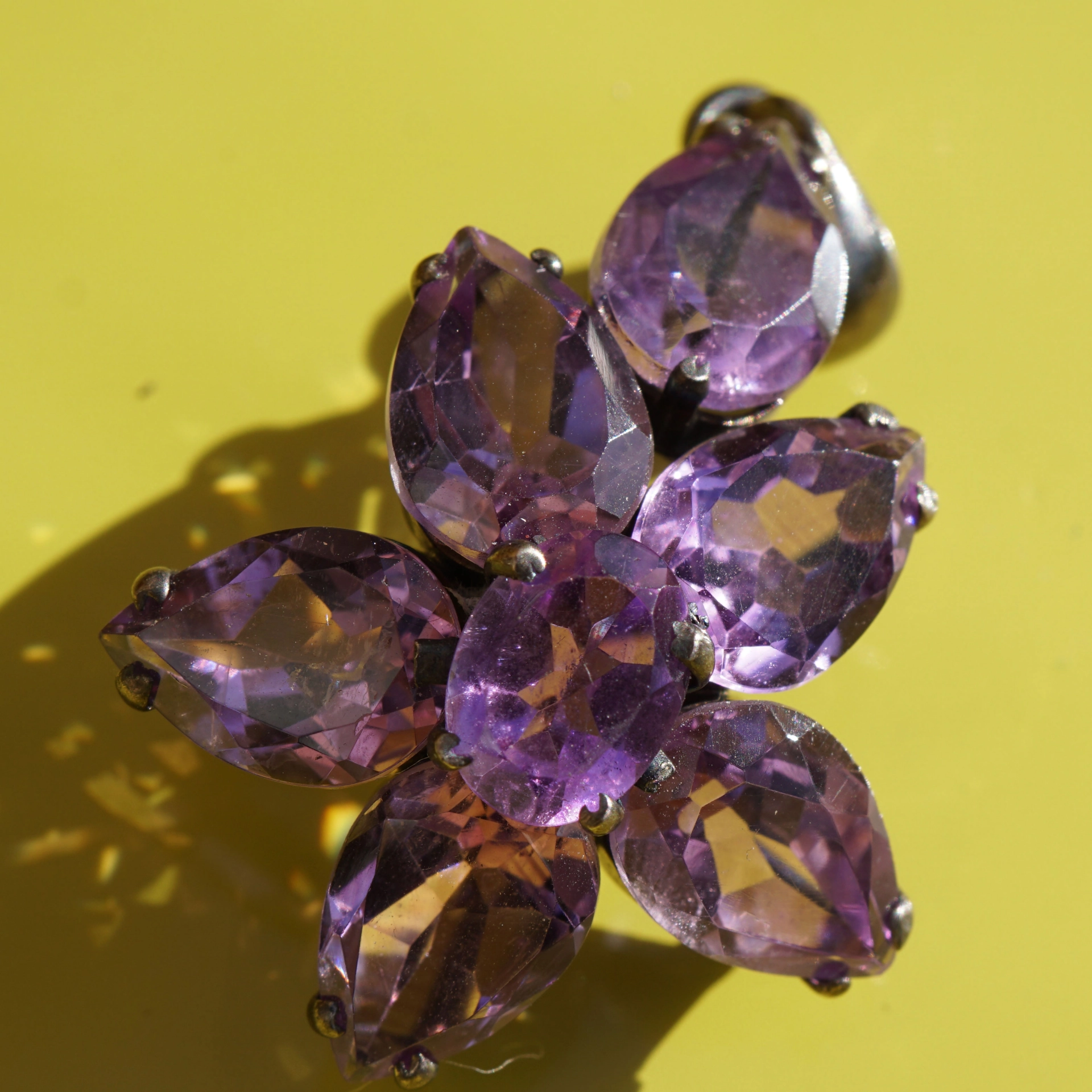 Amethyst Anhänger 925er Silber schwarz rhodiniert 20 x 15 mm Blütenform