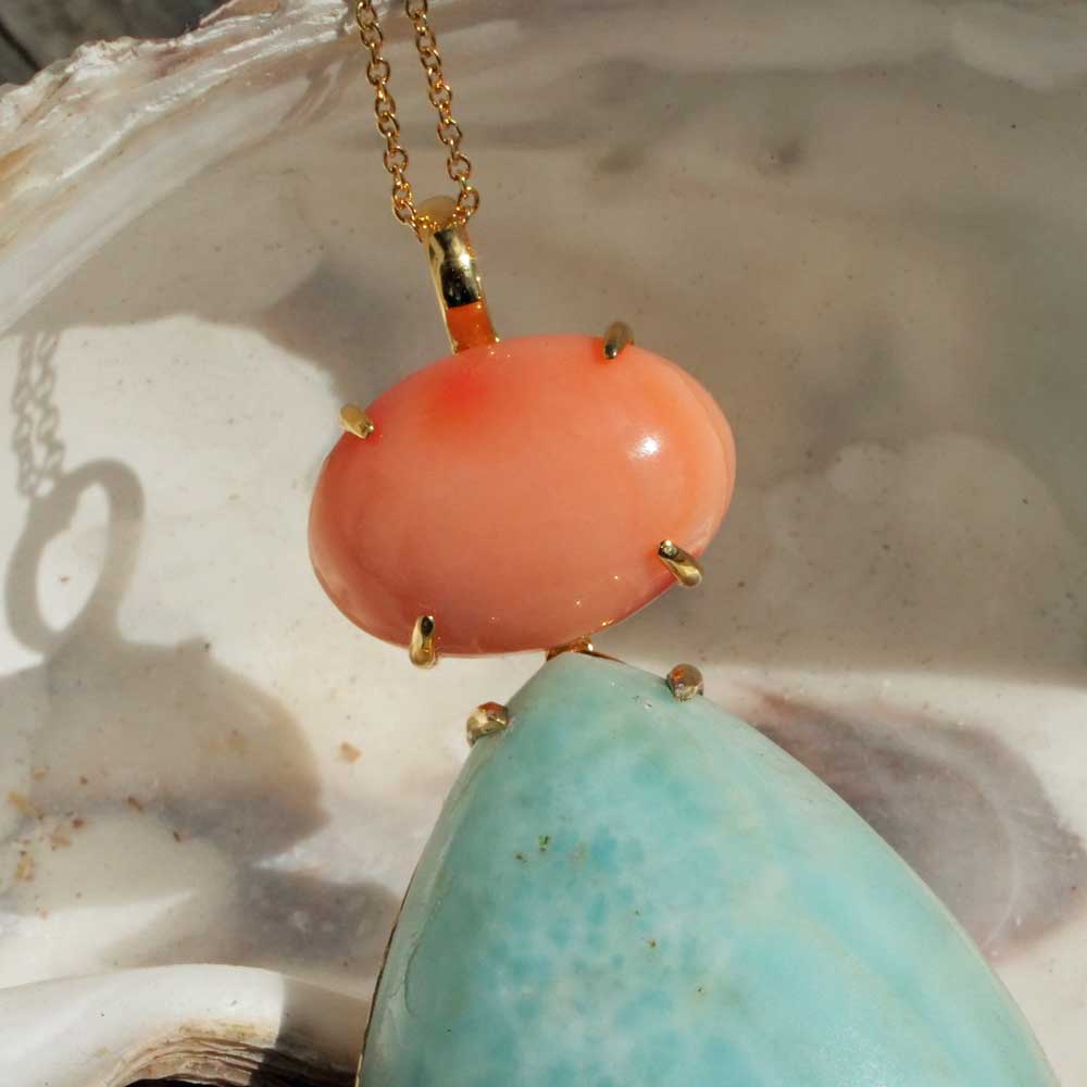 XL Larimar Koralle Anhänger 105 ct 9 ct in 585er Gelbgold...hat Potential zum Lieblingsstück zu werden