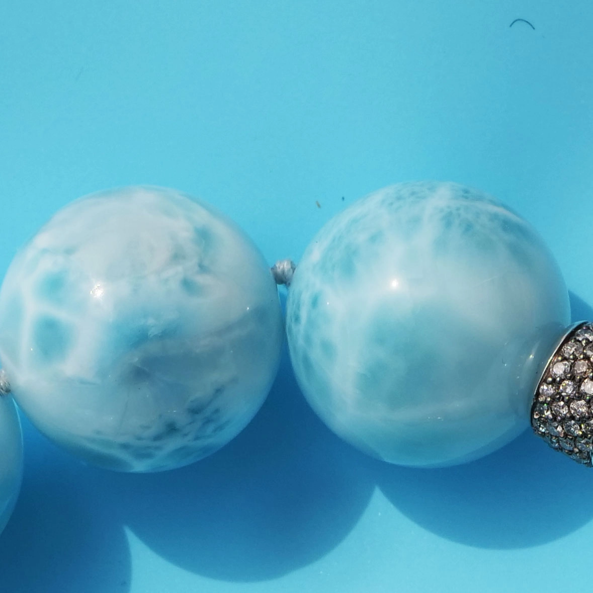 Larimar Brillant Armband 750er Weissgold..eine blau-weisse bewolkte Versuchung...20 mm Kugeln in AAA