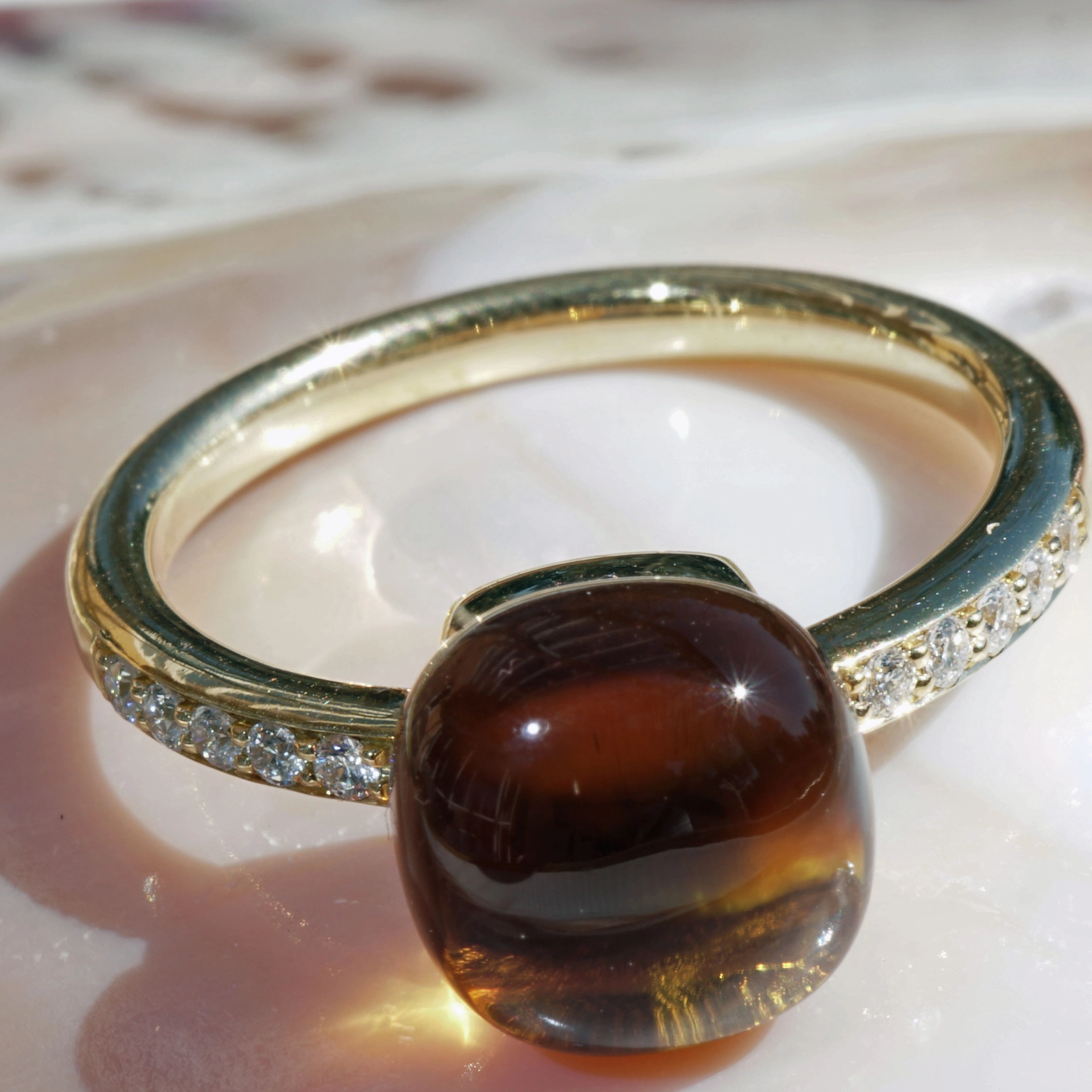 Citrin Brillant Ring 750er Gelbgold Liquid Impressions cooles Design 4.72 ct 0.11 ct