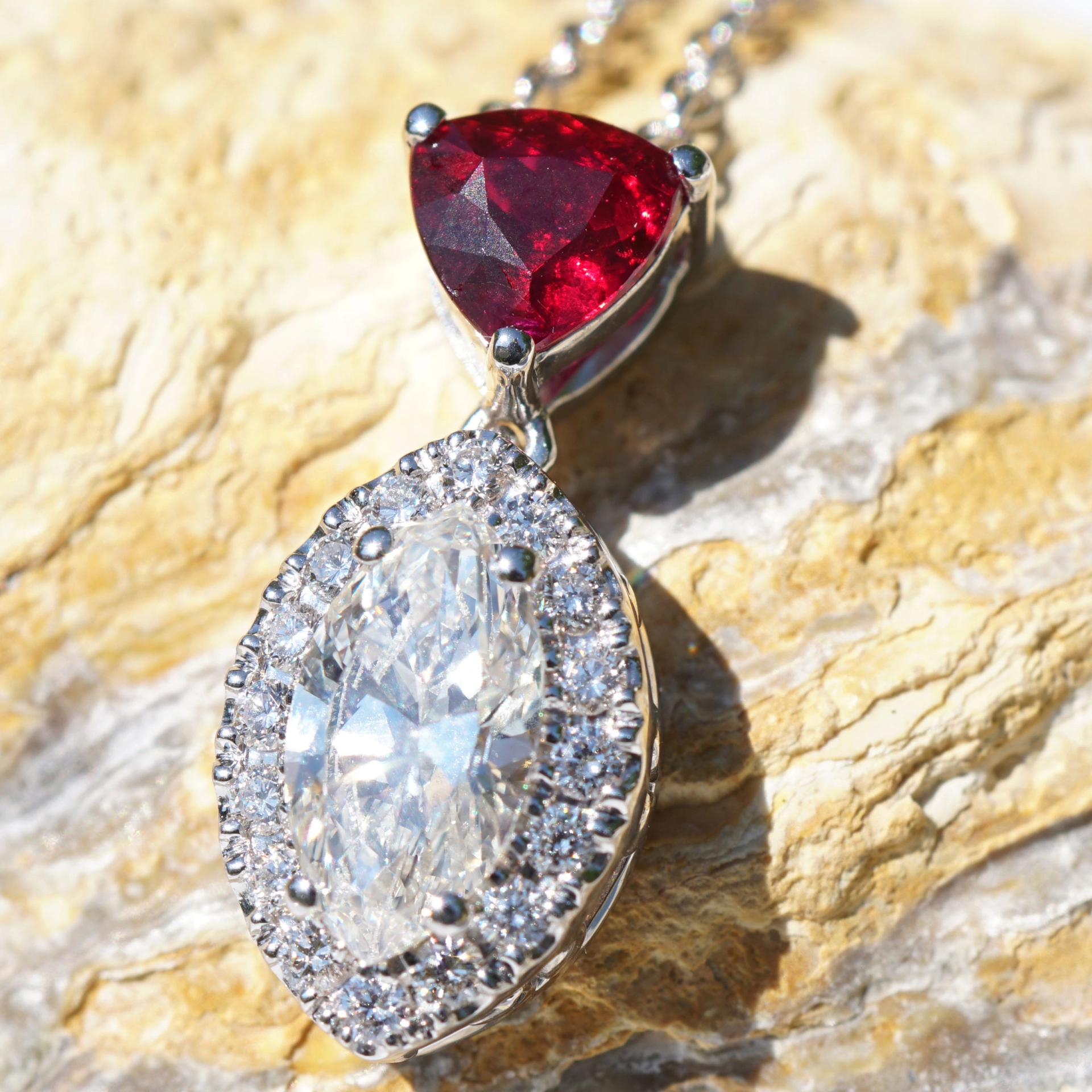 Rubin Diamantmarquise Brillant Anhänger m. Kette 750er Weissgold...pigeonblood Mosambik