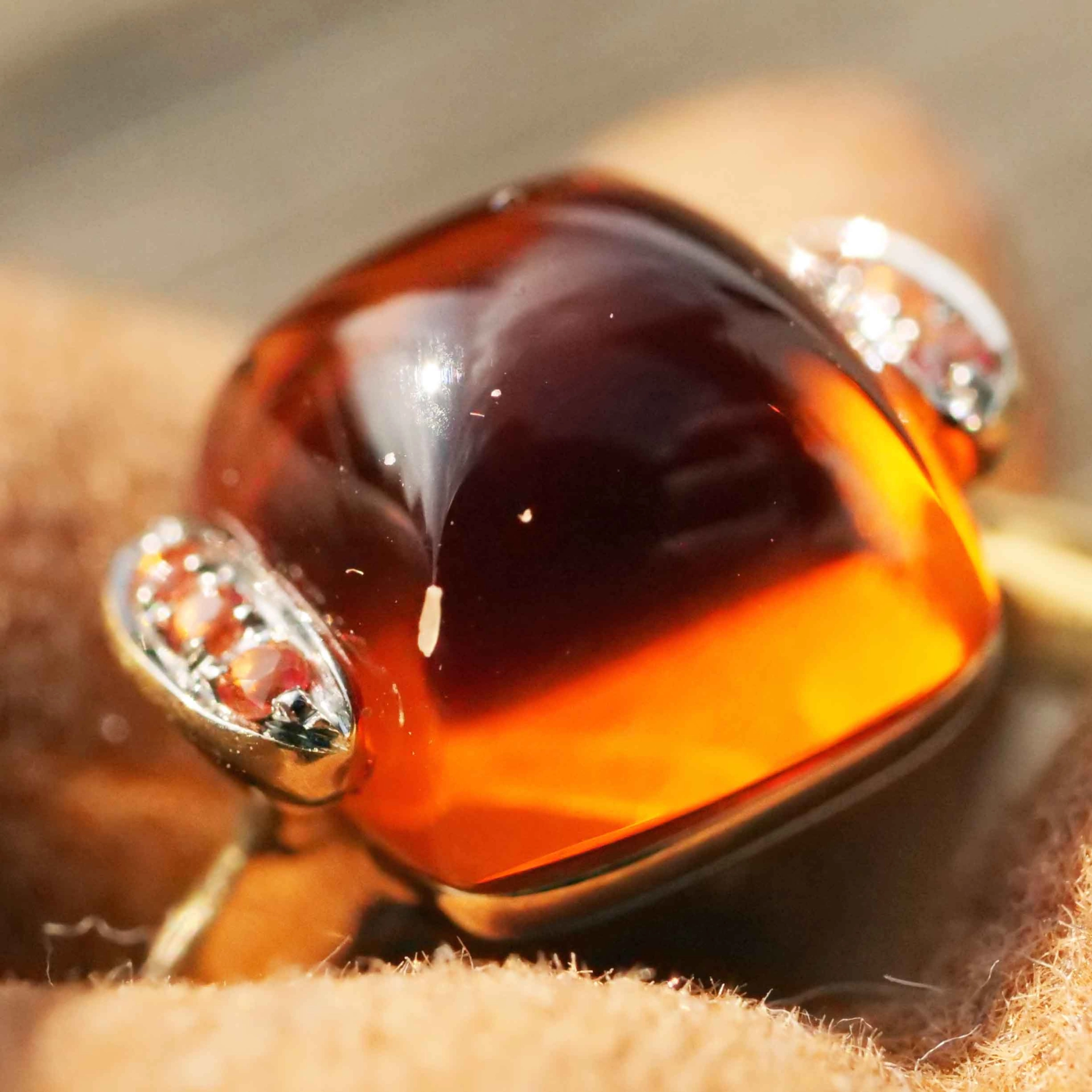Citrin Saphir Ring 750er Gelbgold sweety Kombinationsring einfach lässig Kissenform