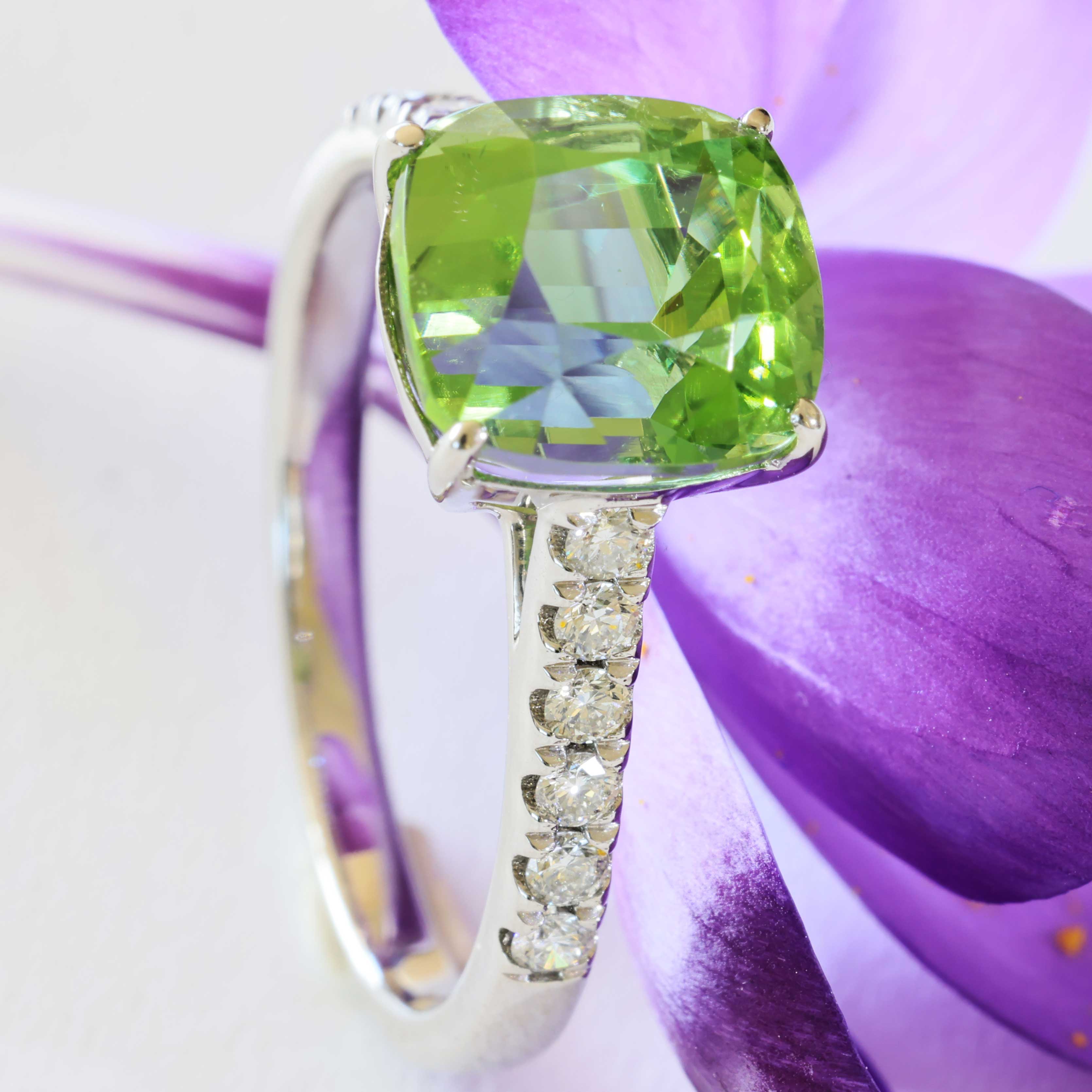 Lagun Grün-Blauer Turmalin Brillant Ring 750er Weissgold 3.90 ct 0.27 ct  Afghanistan Top Qualität