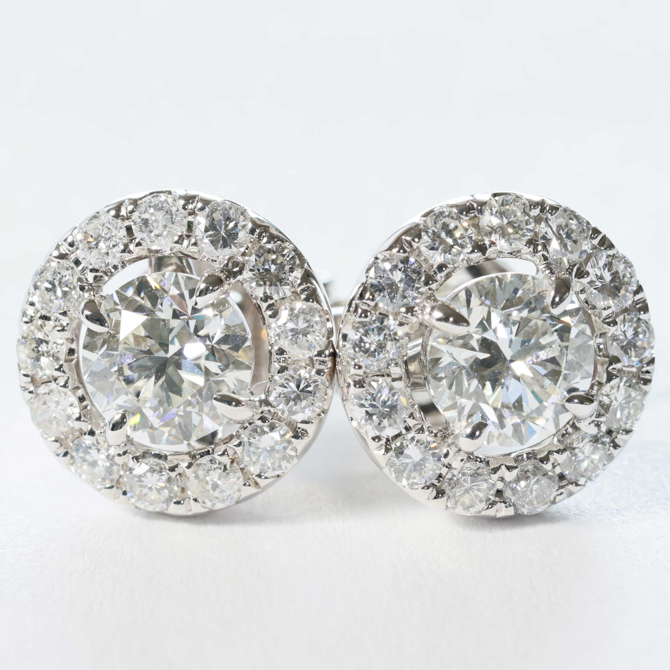 GIA zertifizierte 1.46 ct TW / VVS-VS Brillant Ohrstecker 750er Weissgold 9,2 mm Durchmesser