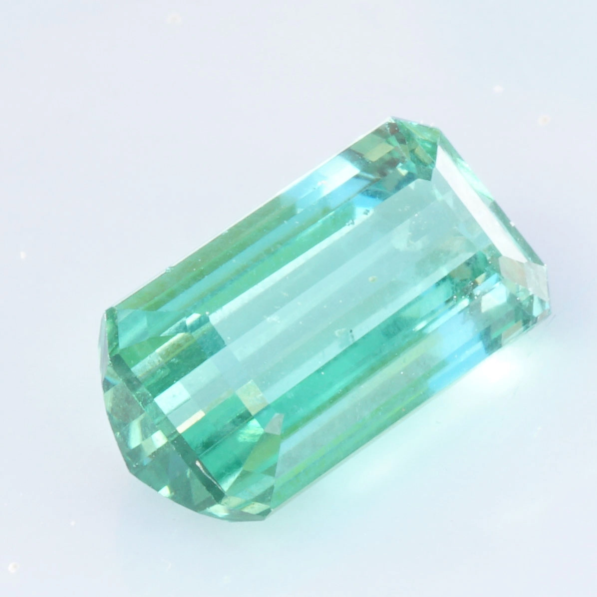 Turmalin türkisfarben afrika 3.50 ct lupenrein 11,5 x 6,1 x 4,2 mm Topbrillanz