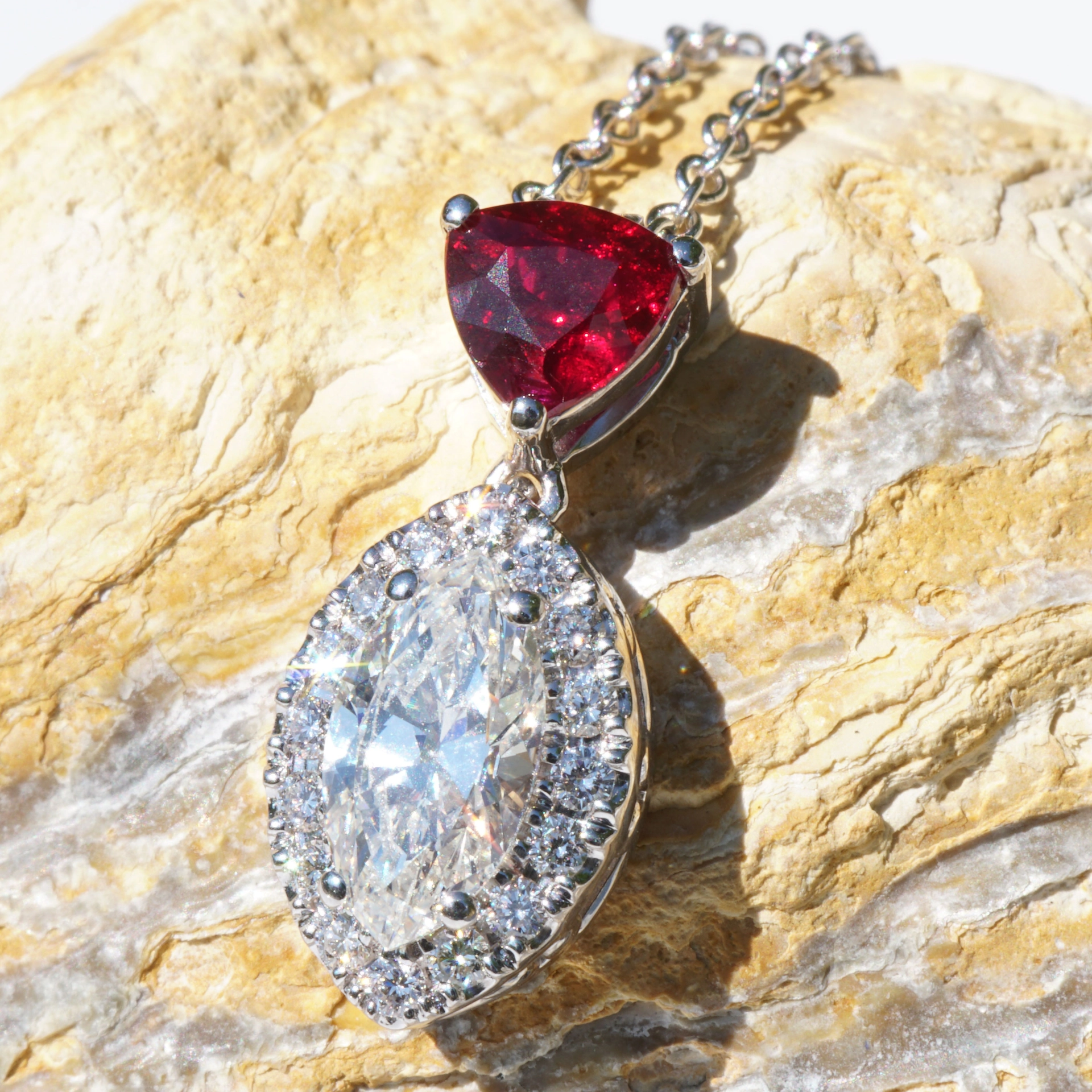 Rubin Diamantmarquise Brillant Anhänger m. Kette 750er Weissgold...pigeonblood Mosambik