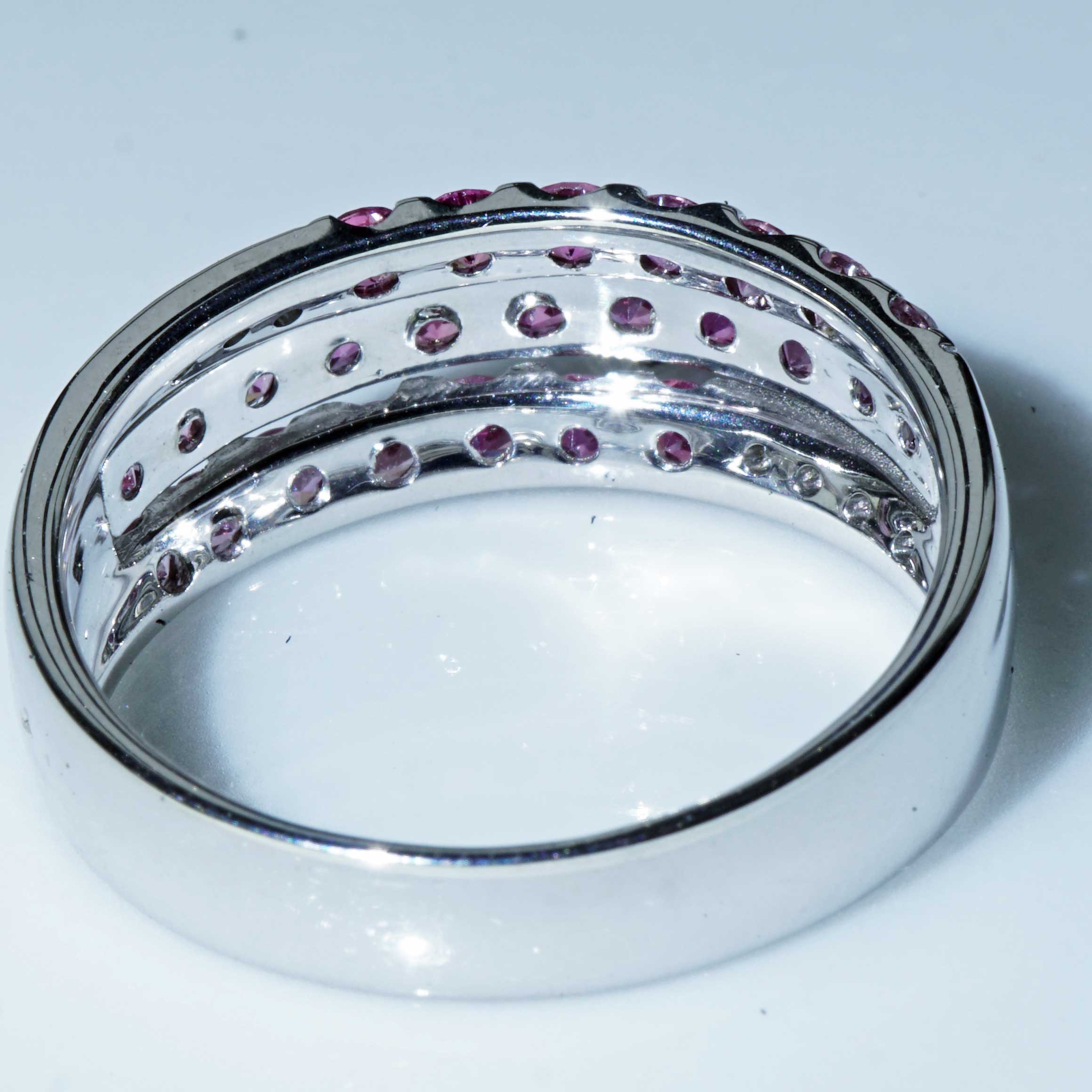 Pink Saphir Brillant Ring 750er Weissgold 1.50 ct 0.08 ct interessante Farbabstufungen von hell zu dunkel