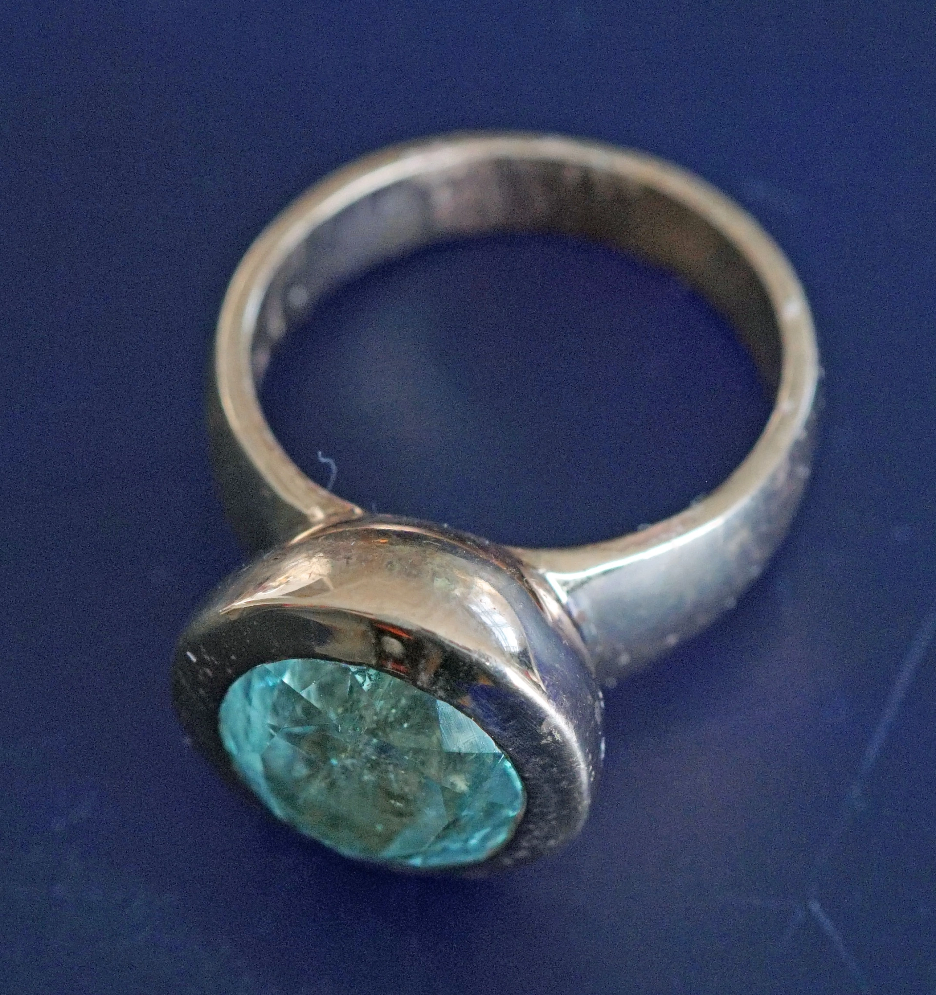 AQUAMARIN Ring Silber rosevergoldet 13 mm Durchmesser Handarbeit Navette tolle intensive Farbqualitä