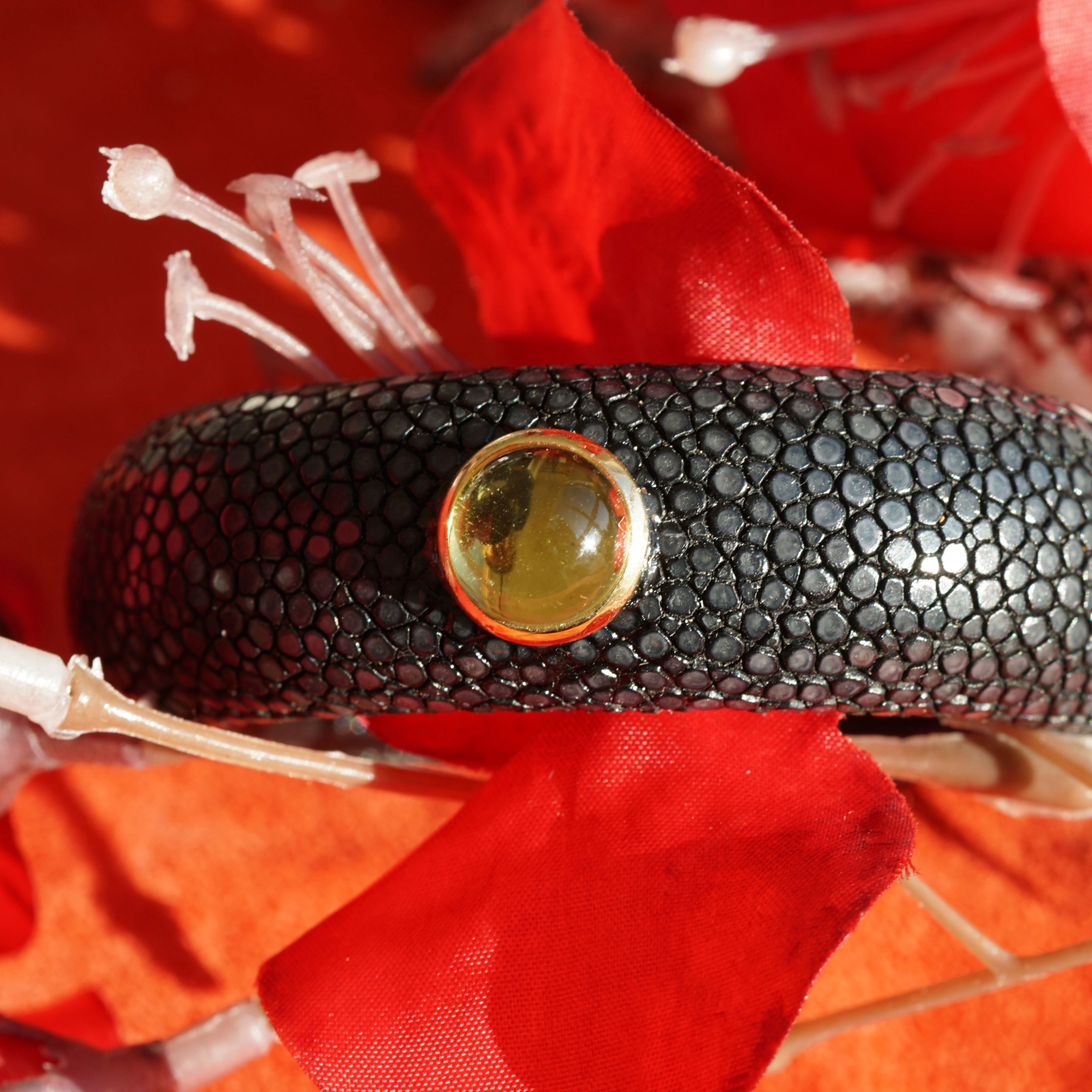 Rochenleder Armreif  585er Gold 14 kt Gelbgold Lemoncitrin