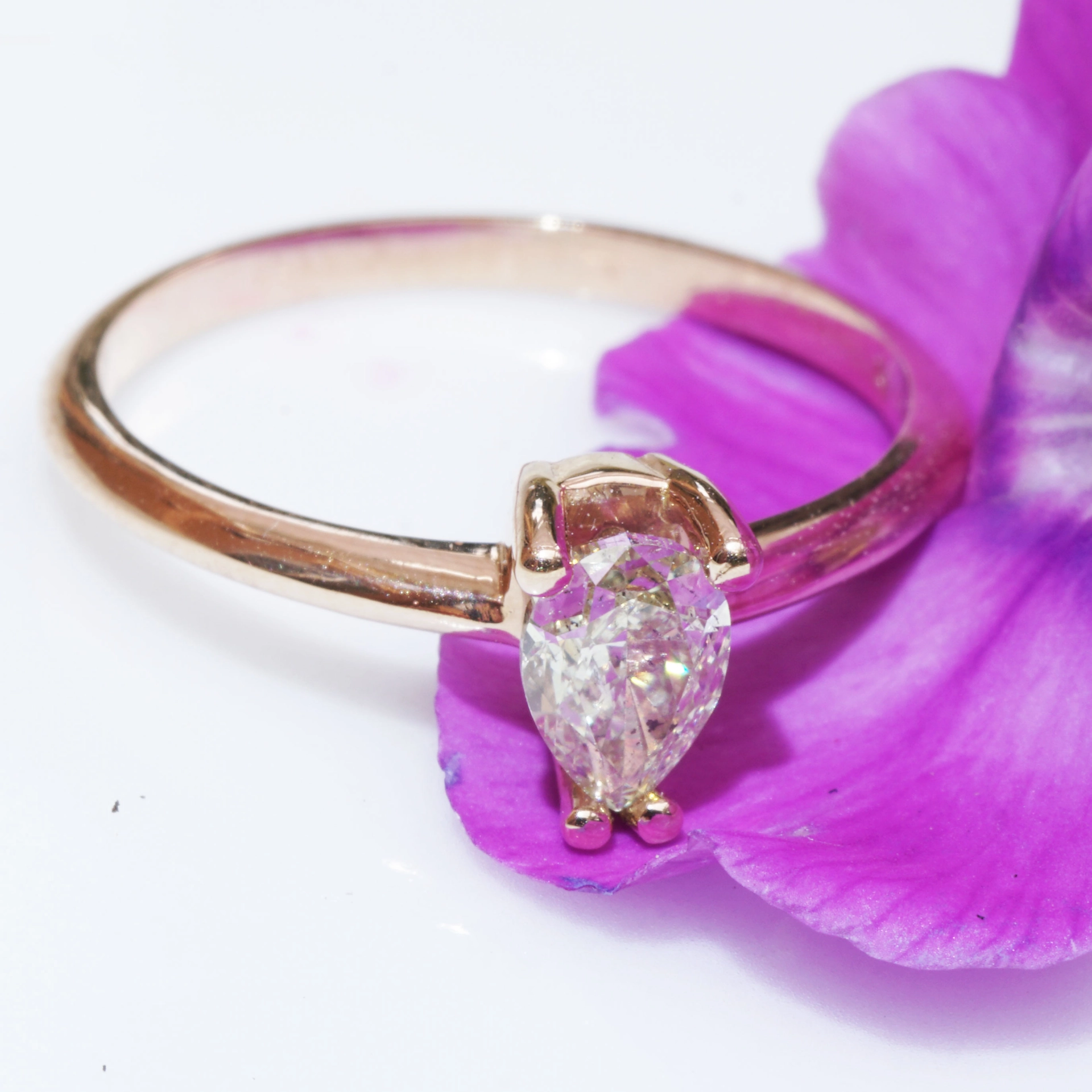 Fancy Yellow Diamant Ring NATURFARBE Pear 0.50 ct 750er GG Silhouette Schmuck Bentner-