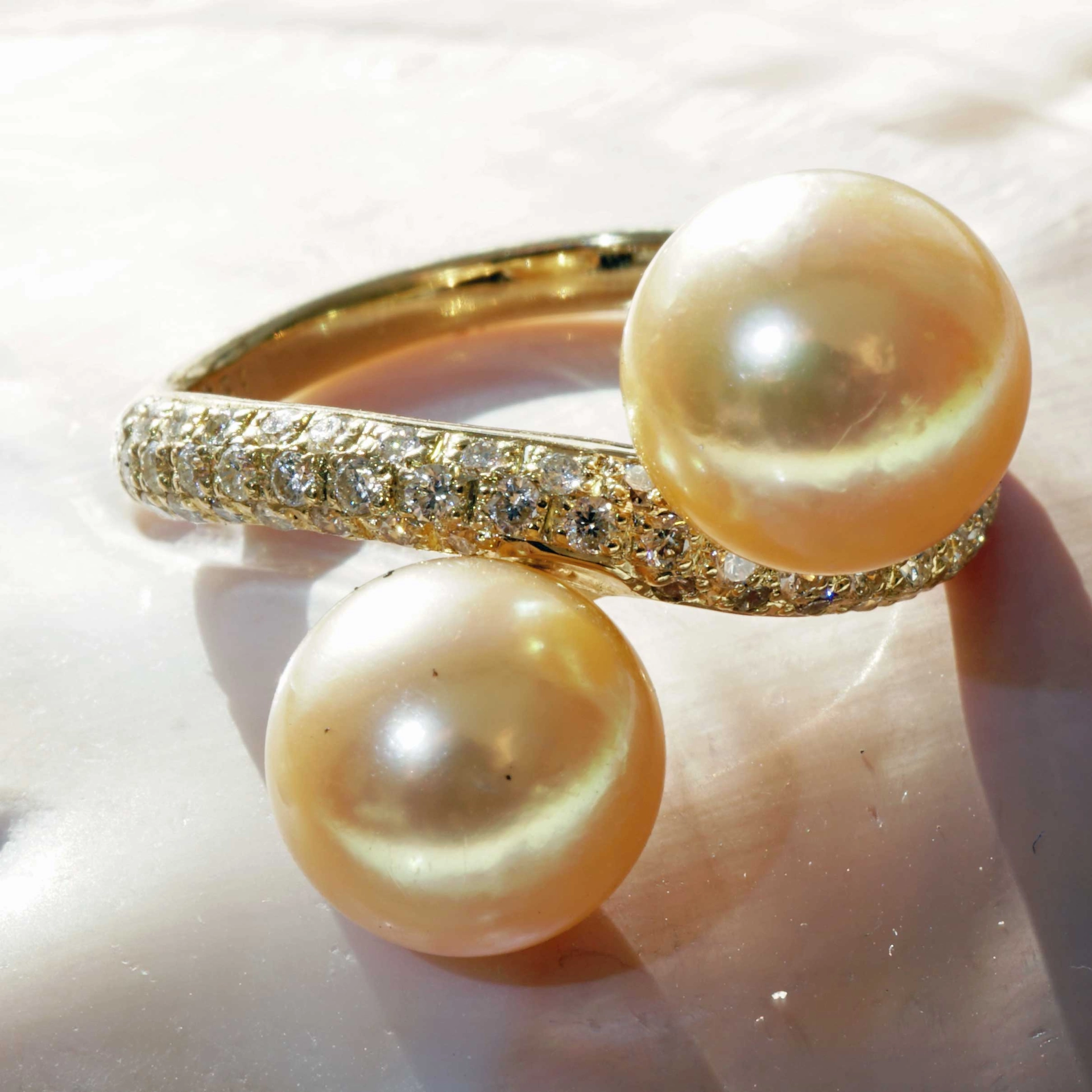Südsee Zuchtperl Brillant Ring in 750er Gelbgold 0.51 ct 9.3/9.6 mm D. goldfarben feiner Lüster