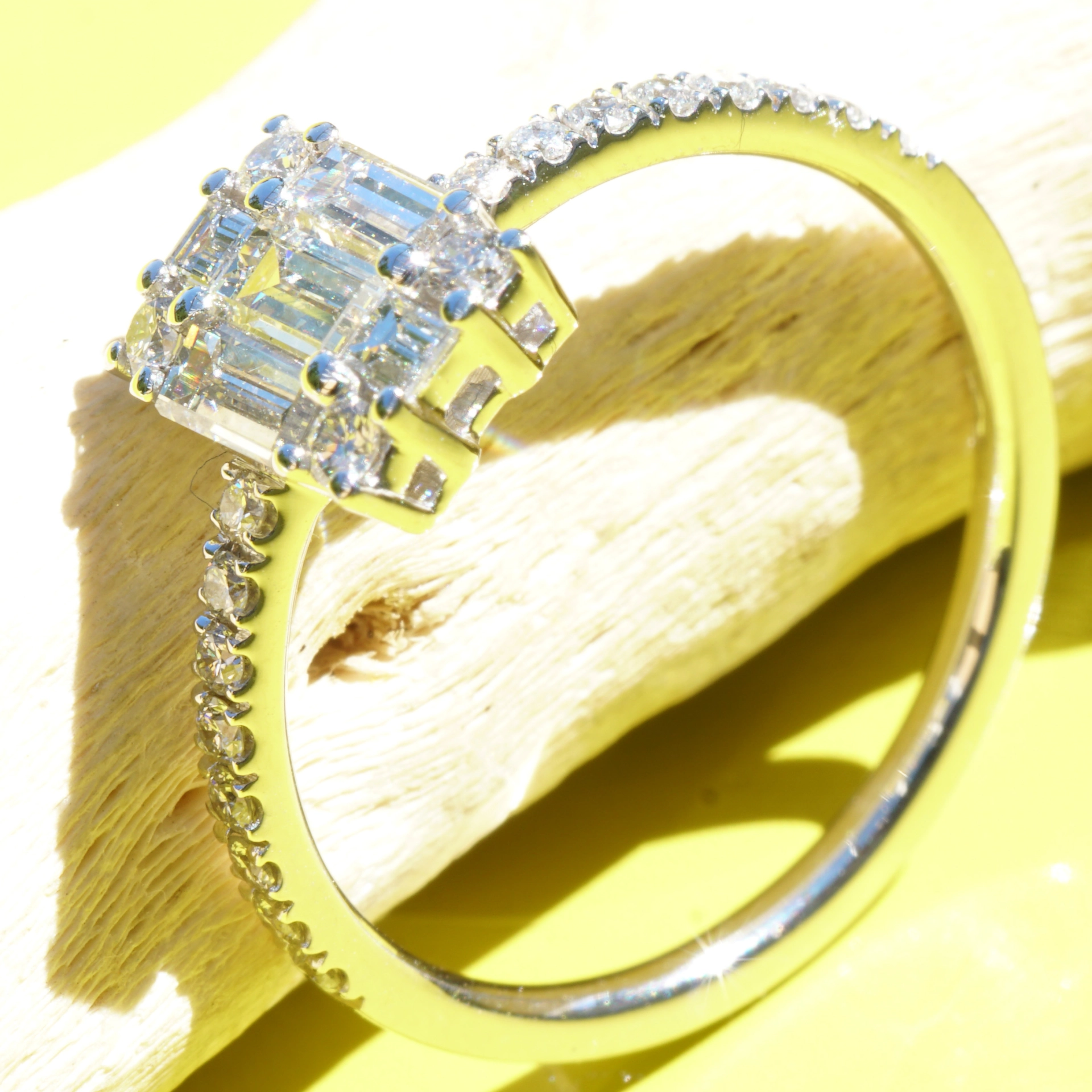Brillant Diamant Ring 750er Weissgold 0.76 ct TW LUPENREIN-VVS signiert