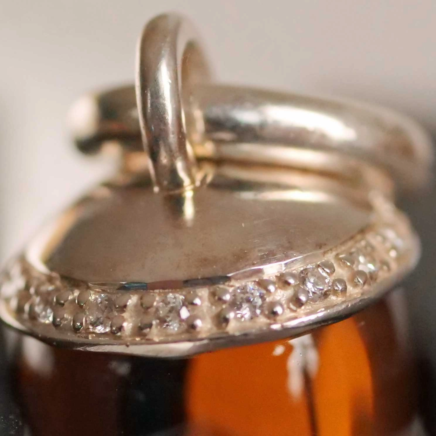 Original Chilango Anhänger Shrine in Drop Form Whisky Quarz mit weissen Zirkon 925 Silber