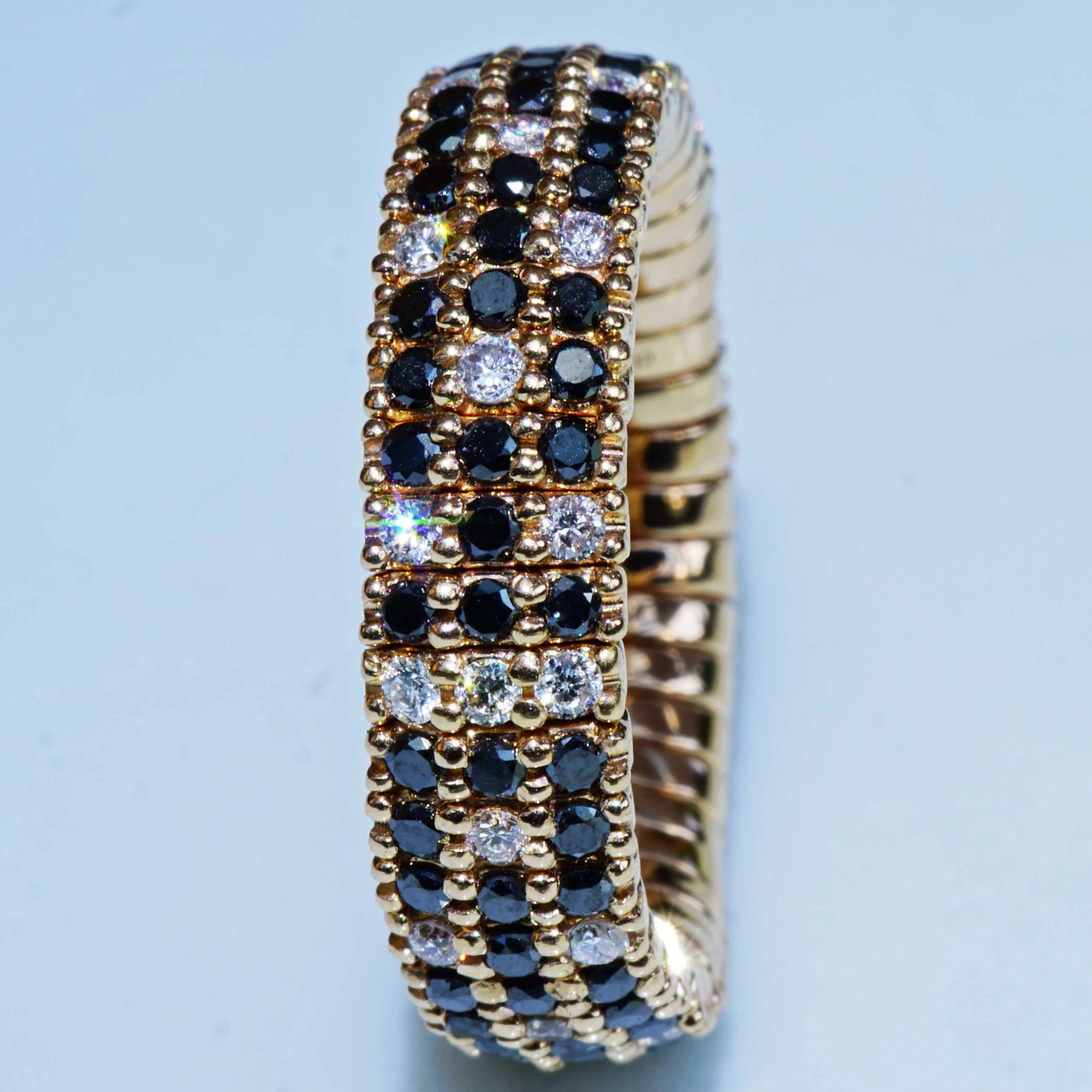 Brillant Ring dreireihig Magic flexibel schwarz weiss 0.90 ct 0.40 ct TW SI Silhouette Schmuck