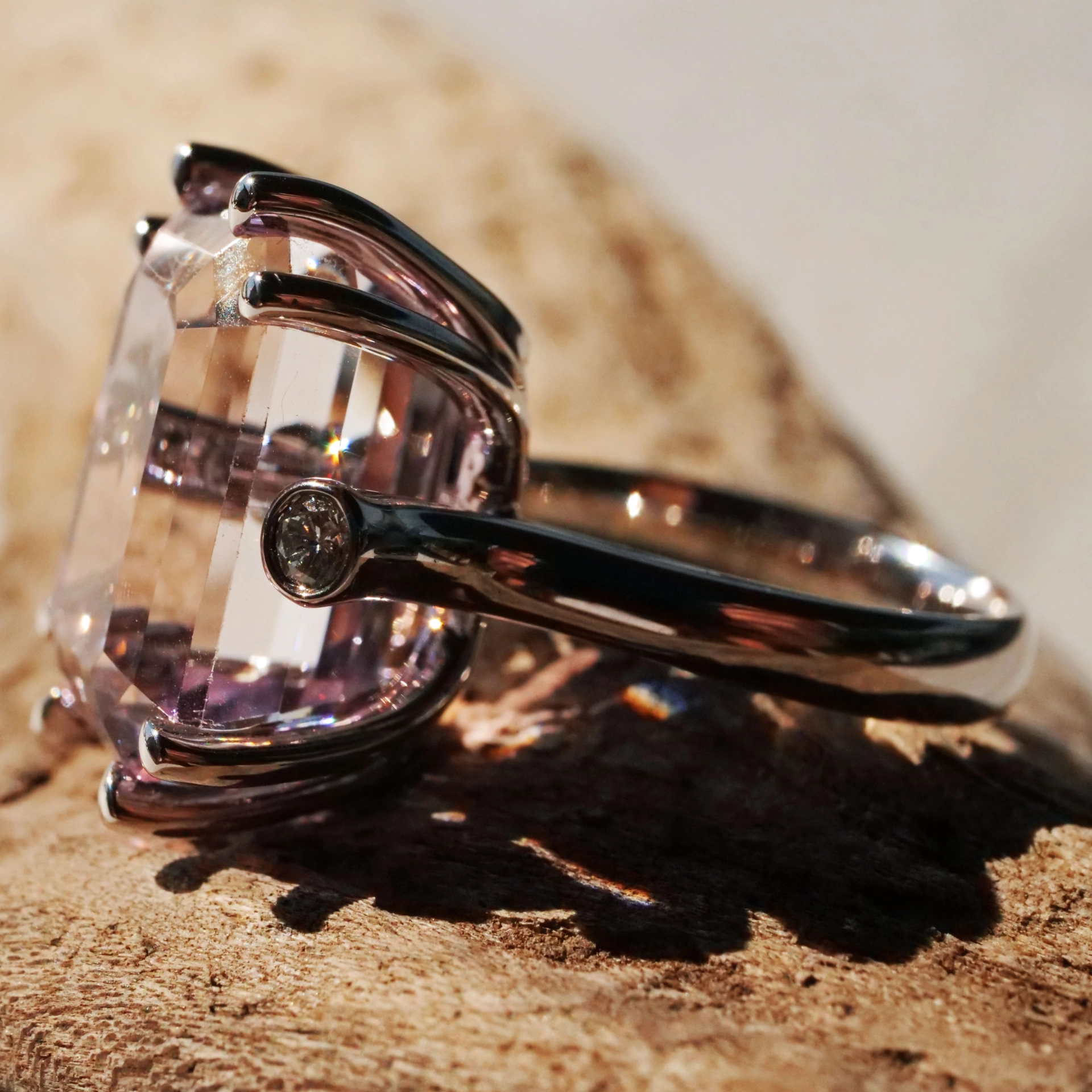 Kunzit Brillant Ring 18.64 ct 0.13 ct TW VS 750er Weissgold....Top Qualität stilsicher schön