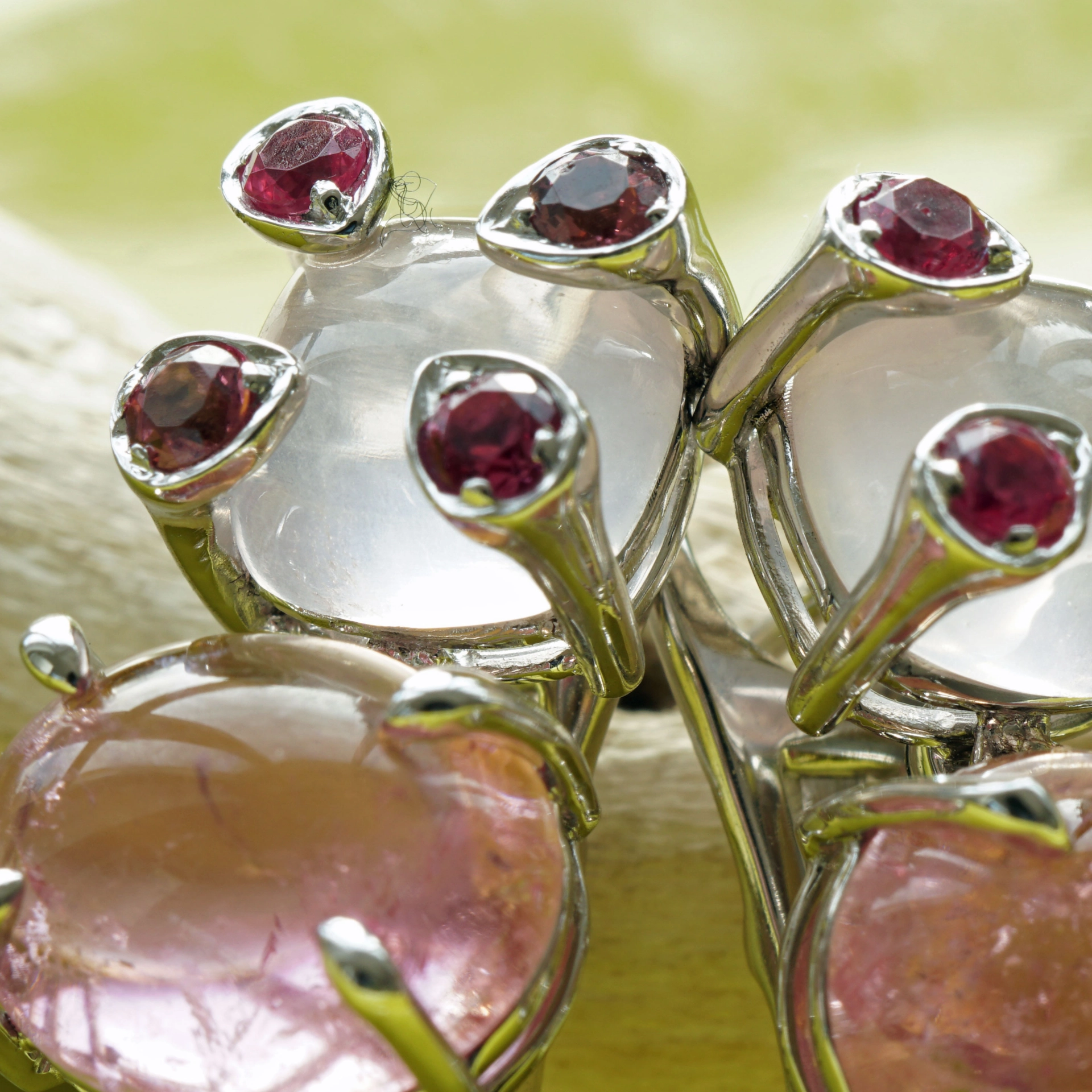 Spinell Turmalin Mondstein Ohrstecker Clip 750er Weissgold  ....happy pinkness