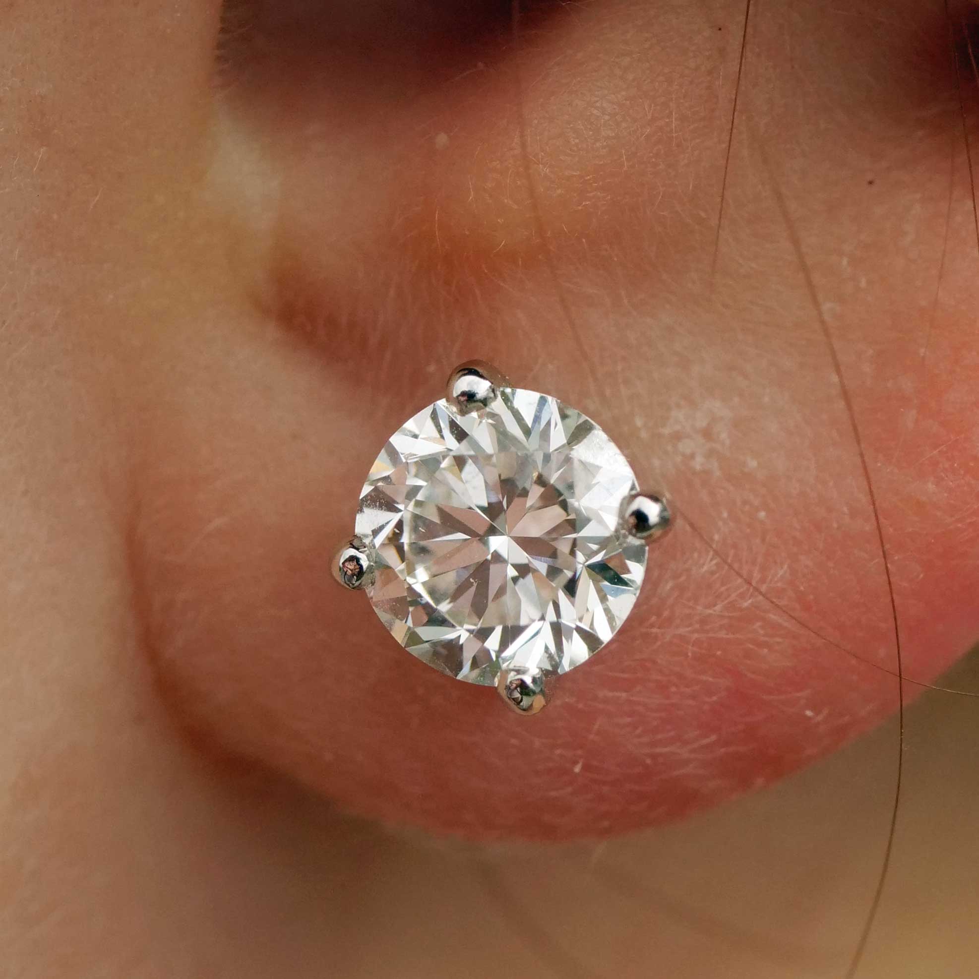 Brillant Ohrstecker total 2.36 ct TW VS Labor Diamanten in 585er Weissgold.... für ein Bruchteil des Naturdiamant Preises 