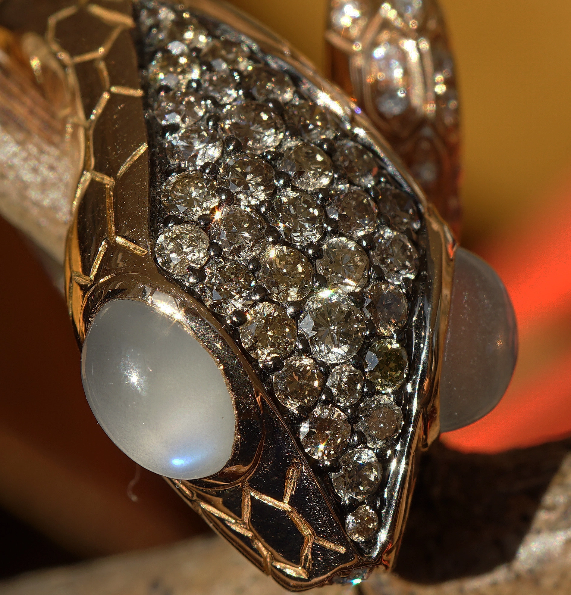 Schlange Mondstein Brillant Ring 750e Gold Rosegold gewaltig schön