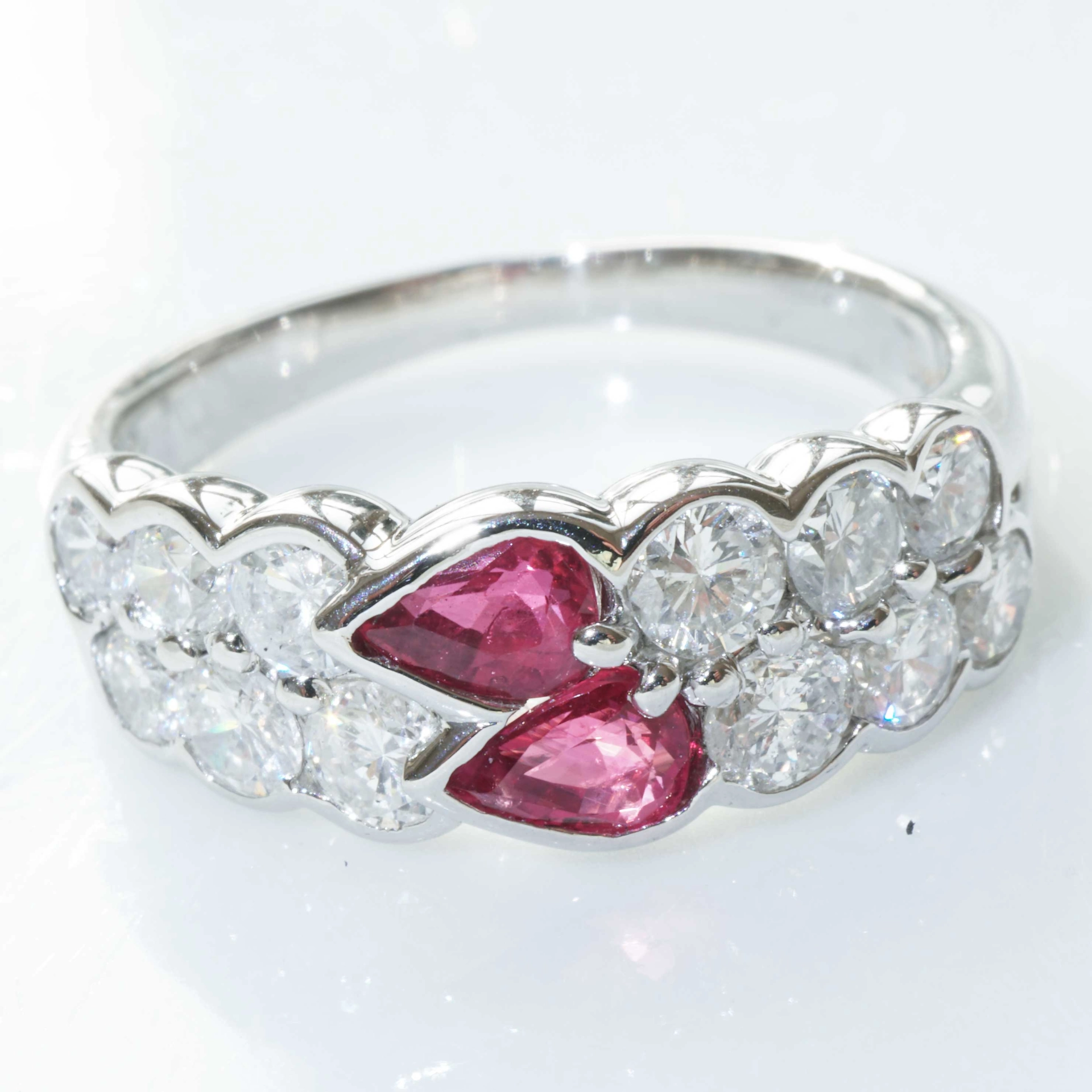 Rubin Brillant Ring 900er Platin 0.72 ct 1.13 ct .....da lächelt einem eine tolle Qualität entgegen