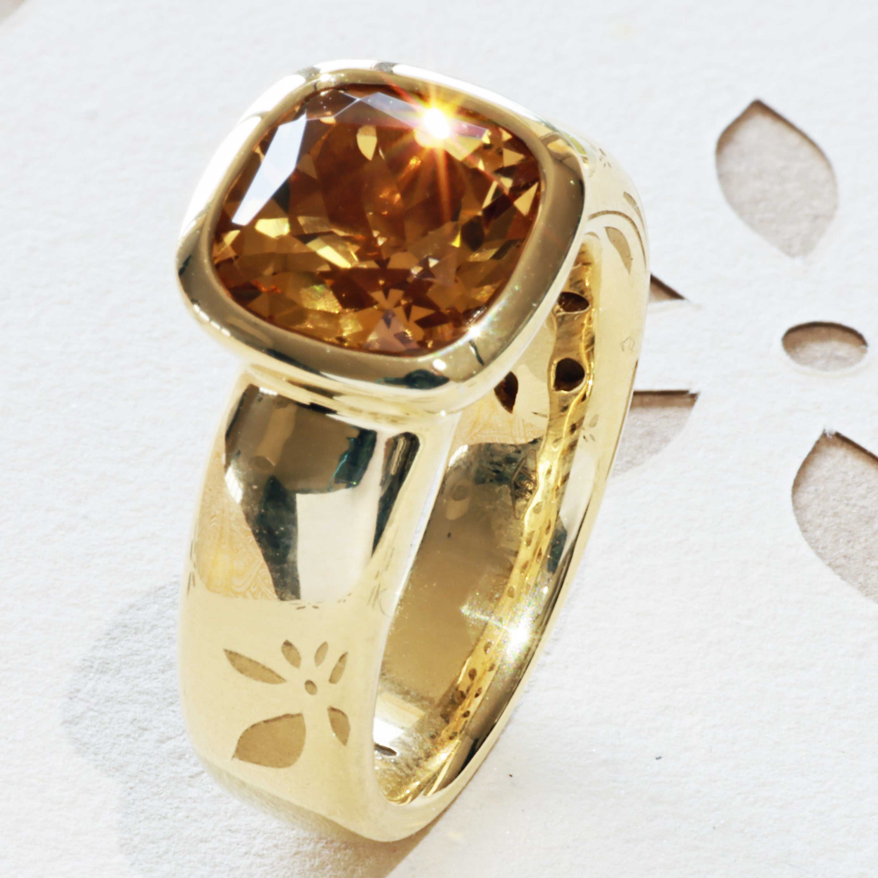 Citrin Ring 750er Gelbgold Valenza .....bella Italia....kleiner Kardinalring...so trendy 