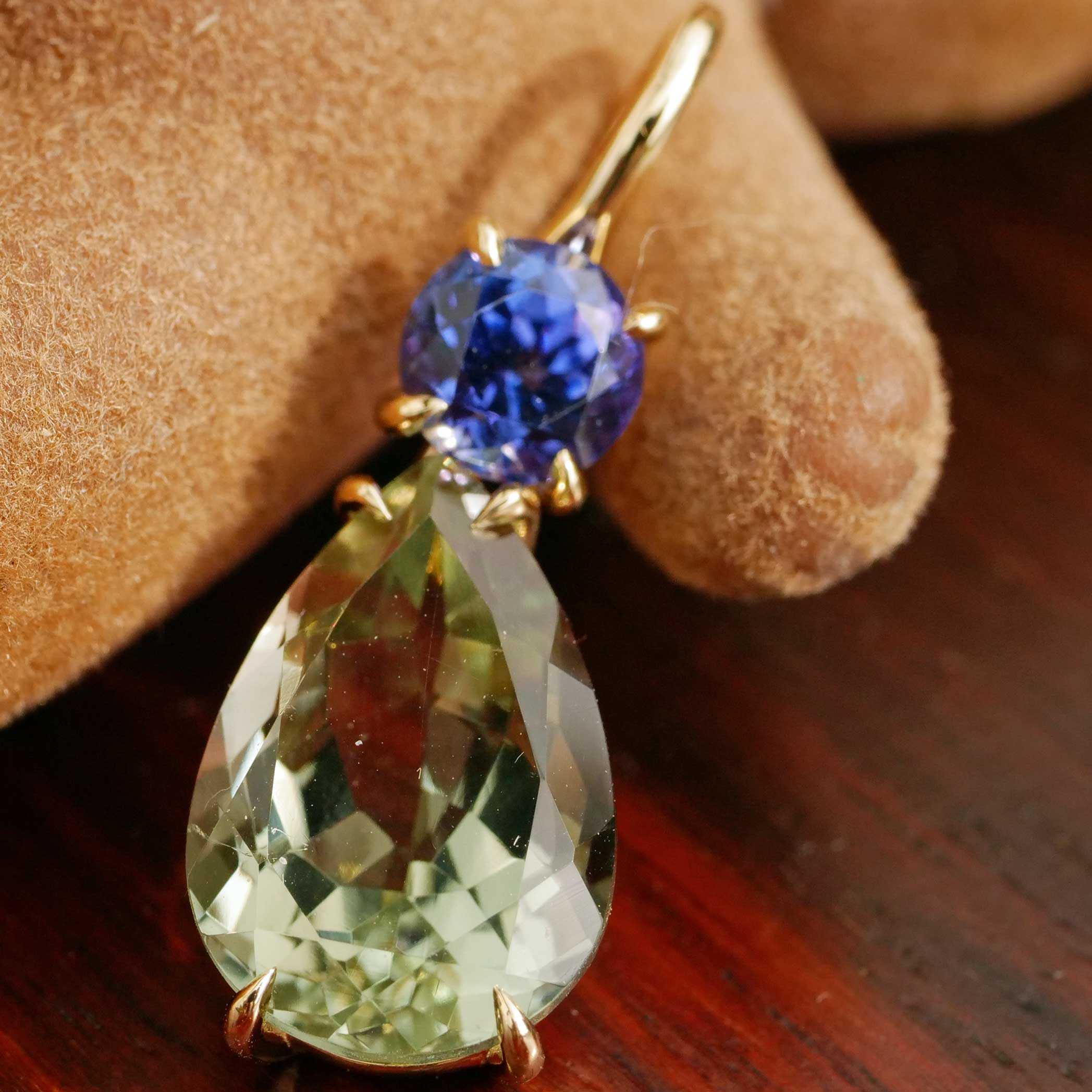 Ohrhänger Tansanit Prasiolith 750er Gelbgold...was für Farben und so attraktiv total 13 carat  