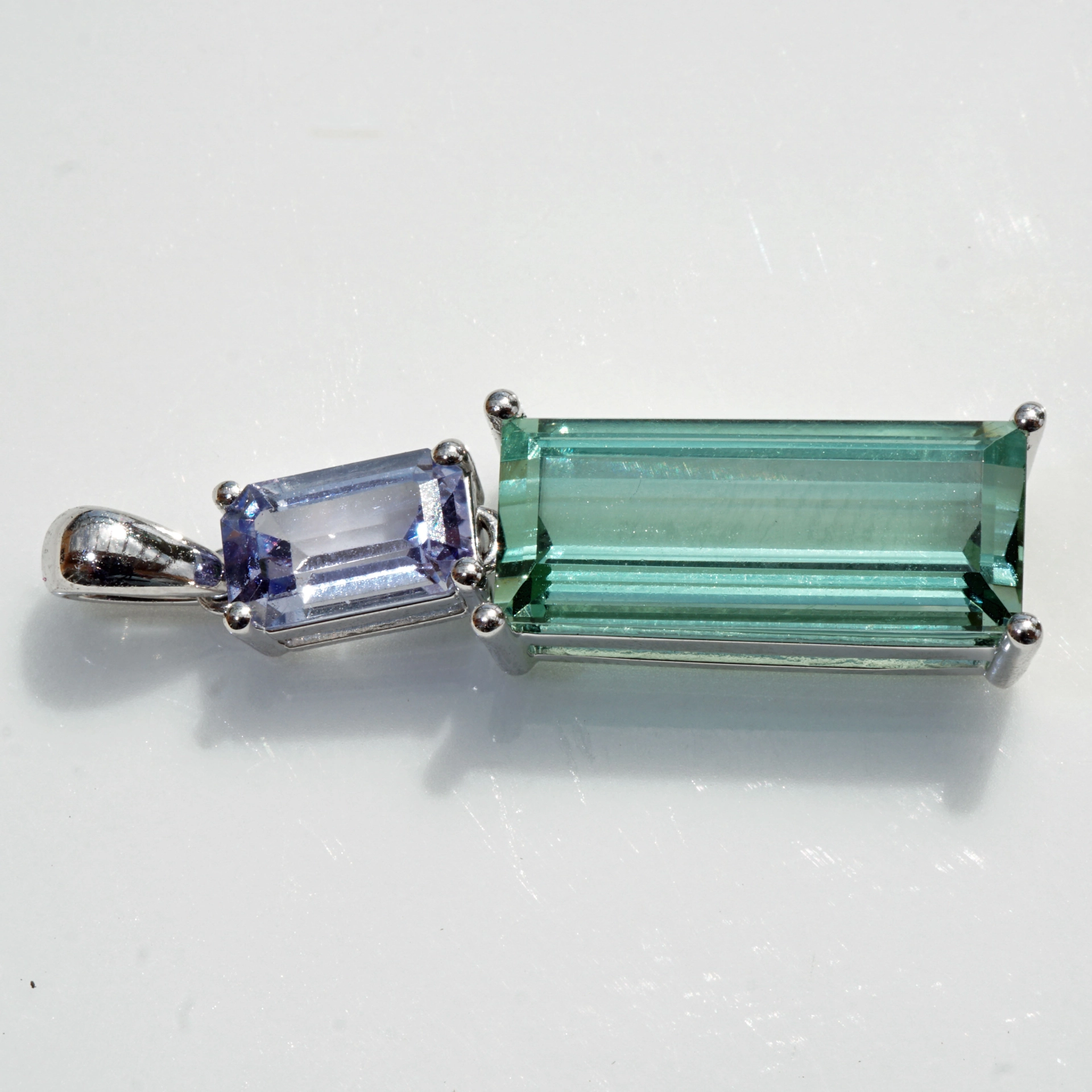 Turmalin Tansanit Anhänger 750er Weissgold...seltene Farben...blau-violett-grau und türkisgrün