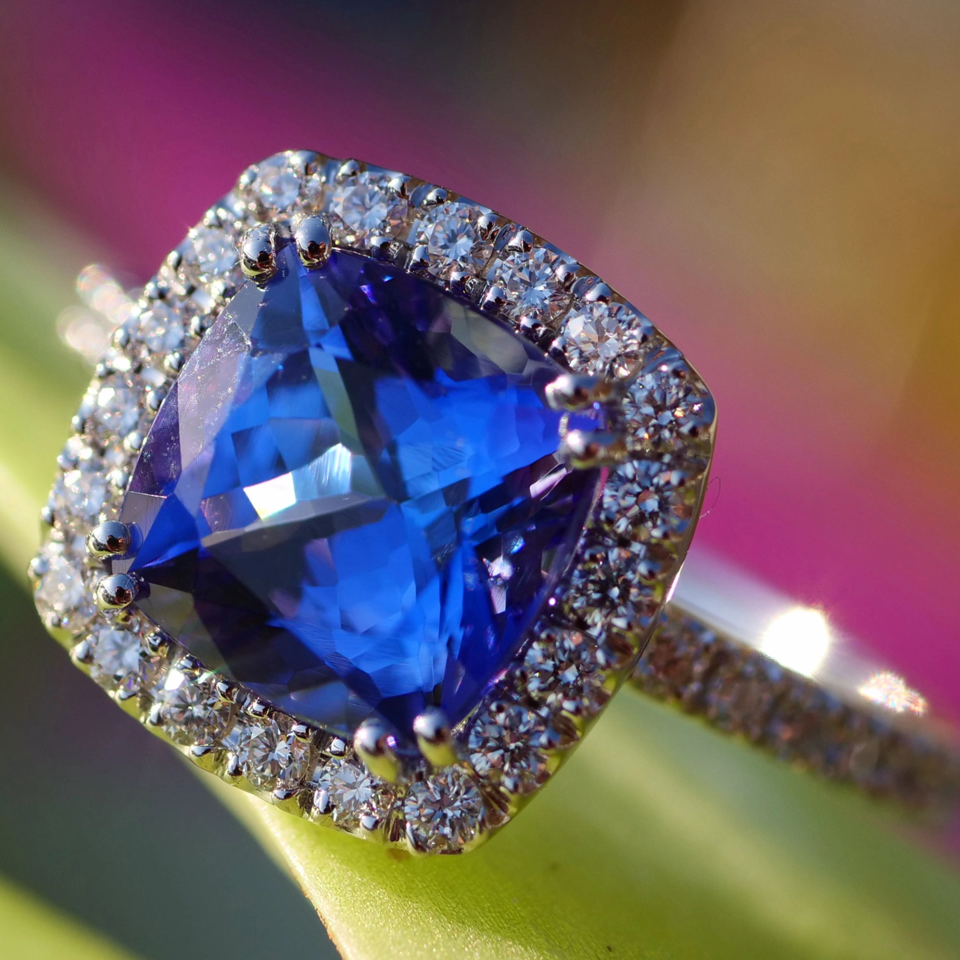 Tansanit Brillant Ring 750er Weissgold 2.70 ct 0.40 ct AAA+ Tolle Qualität Blaulilie