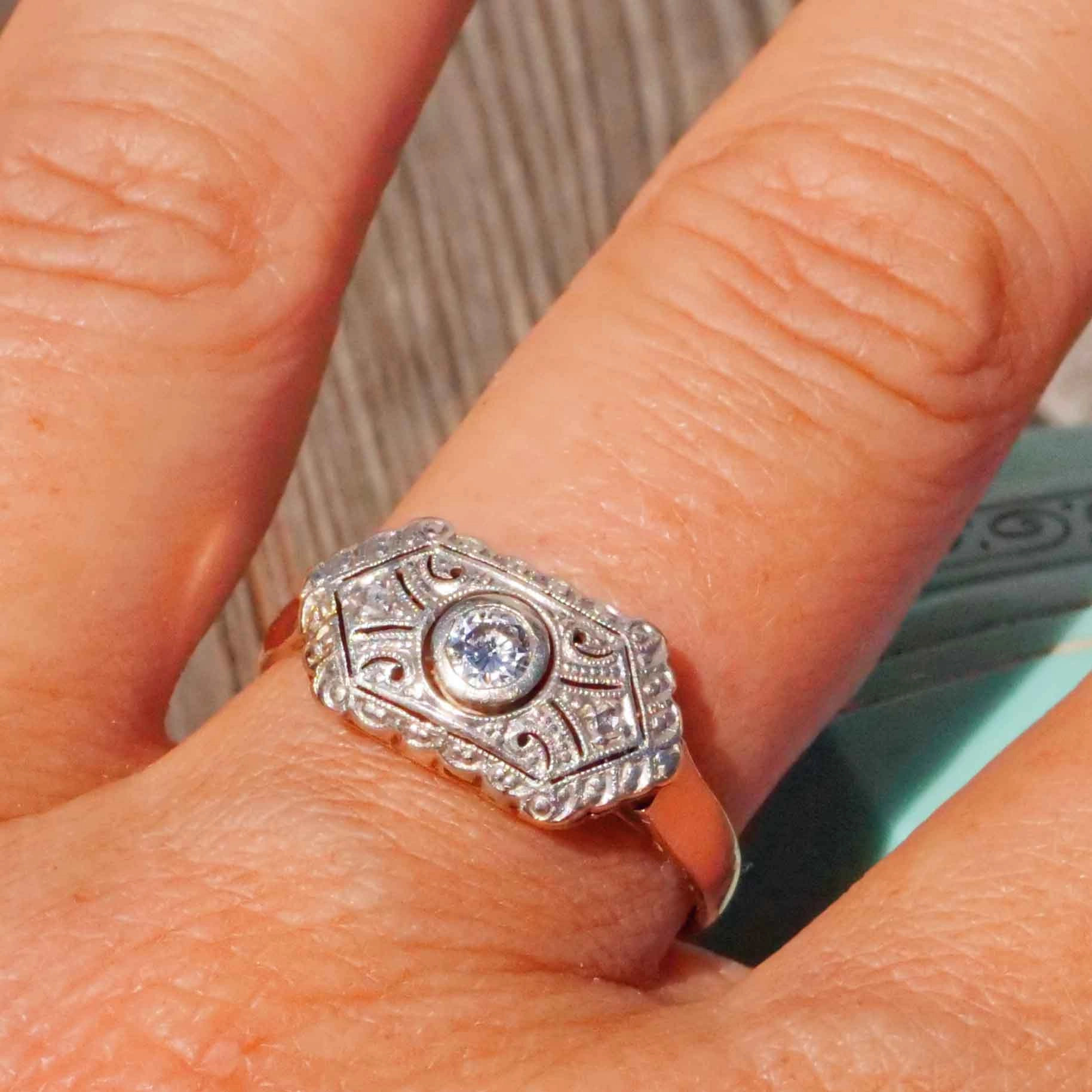 Original Art Déco Brillant Ring 585er Gold 0.22 ct W VS um 1930-40...dazzling History