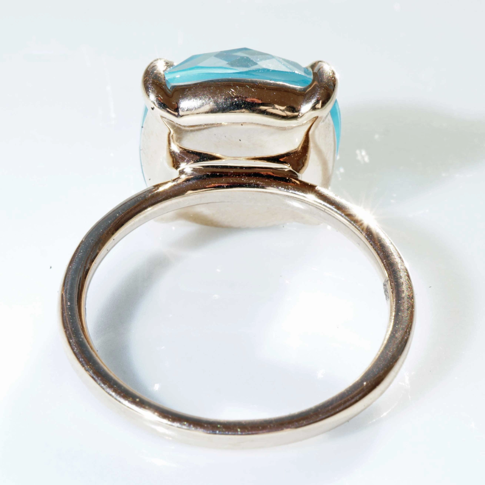Blautopas Briolett Ring 750er Rosegold made in Valenza... für einen lässigen Schmuckstil